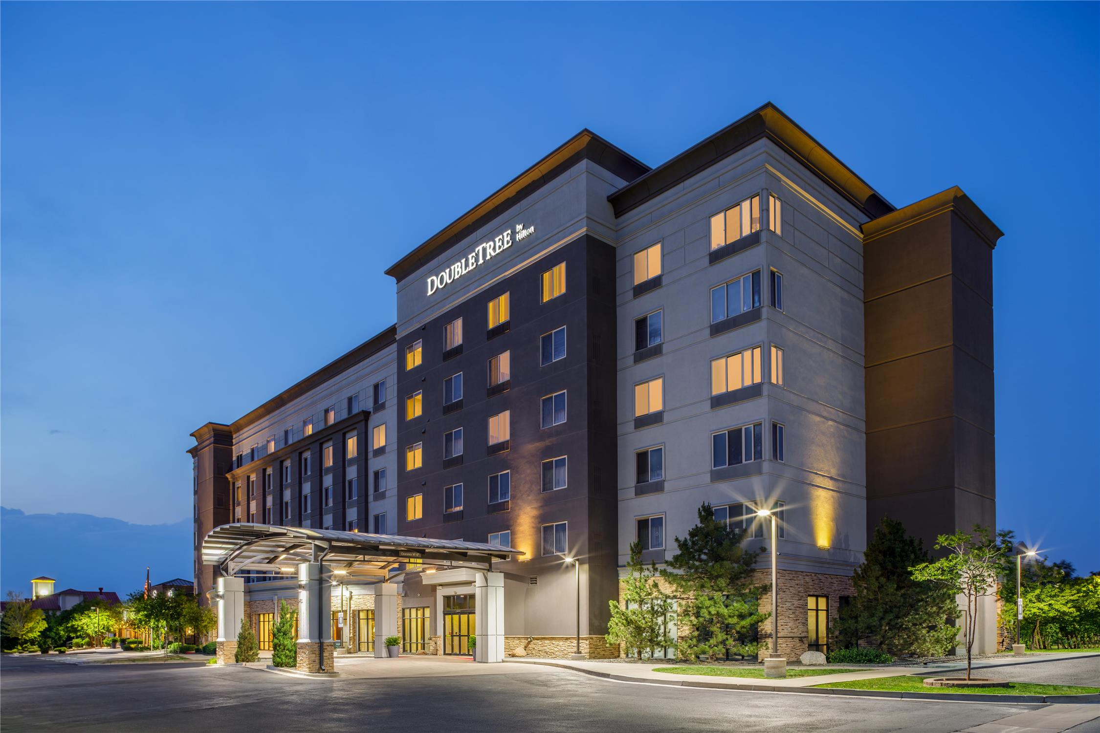 DoubleTree by Hilton Denver International Airport 1