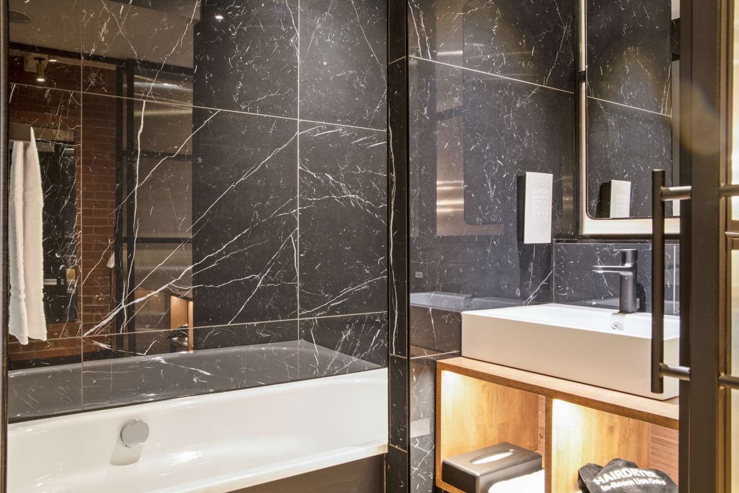 Supérieur(e) Chambre