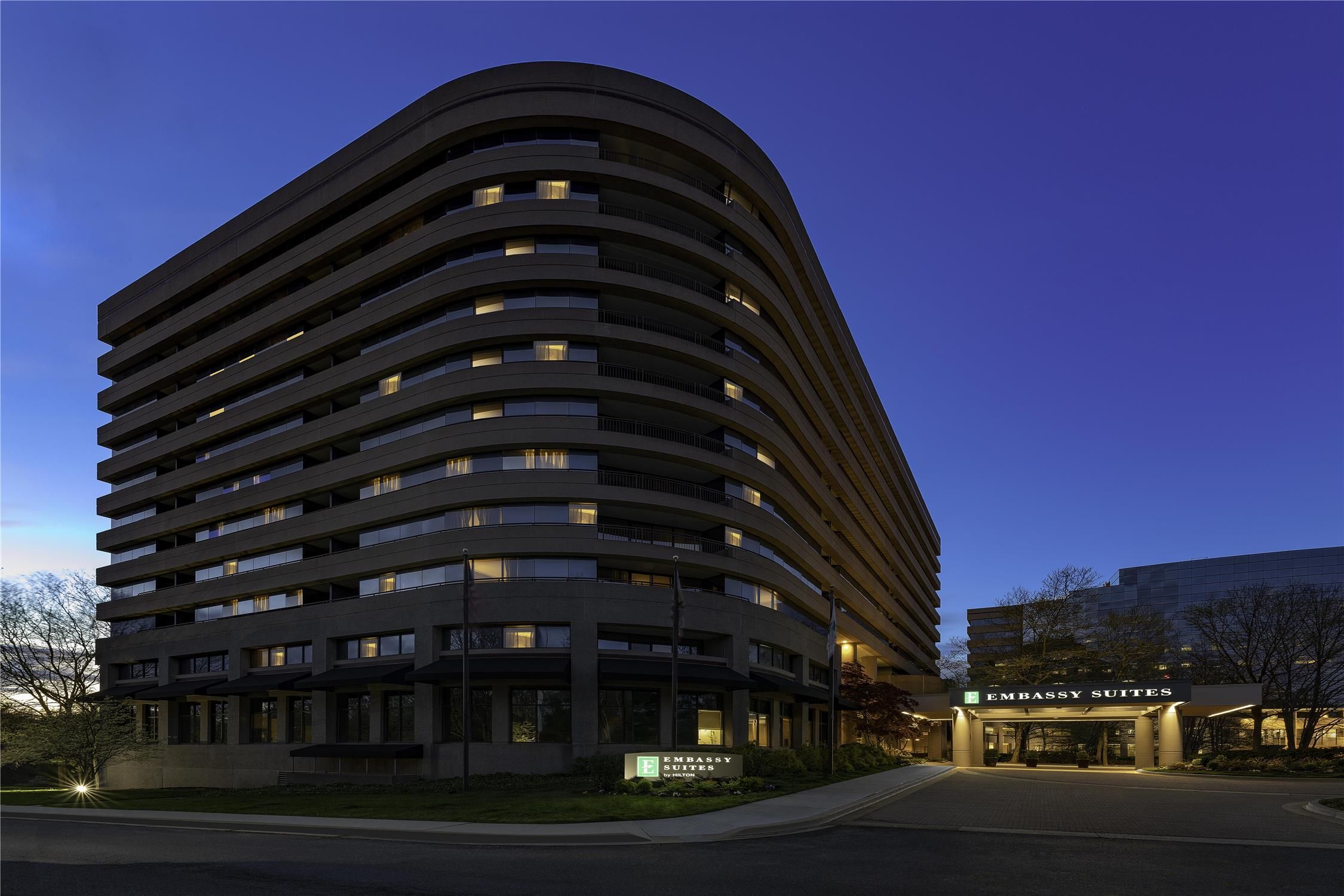 Embassy Suites by Hilton Bethesda Washington DC 2