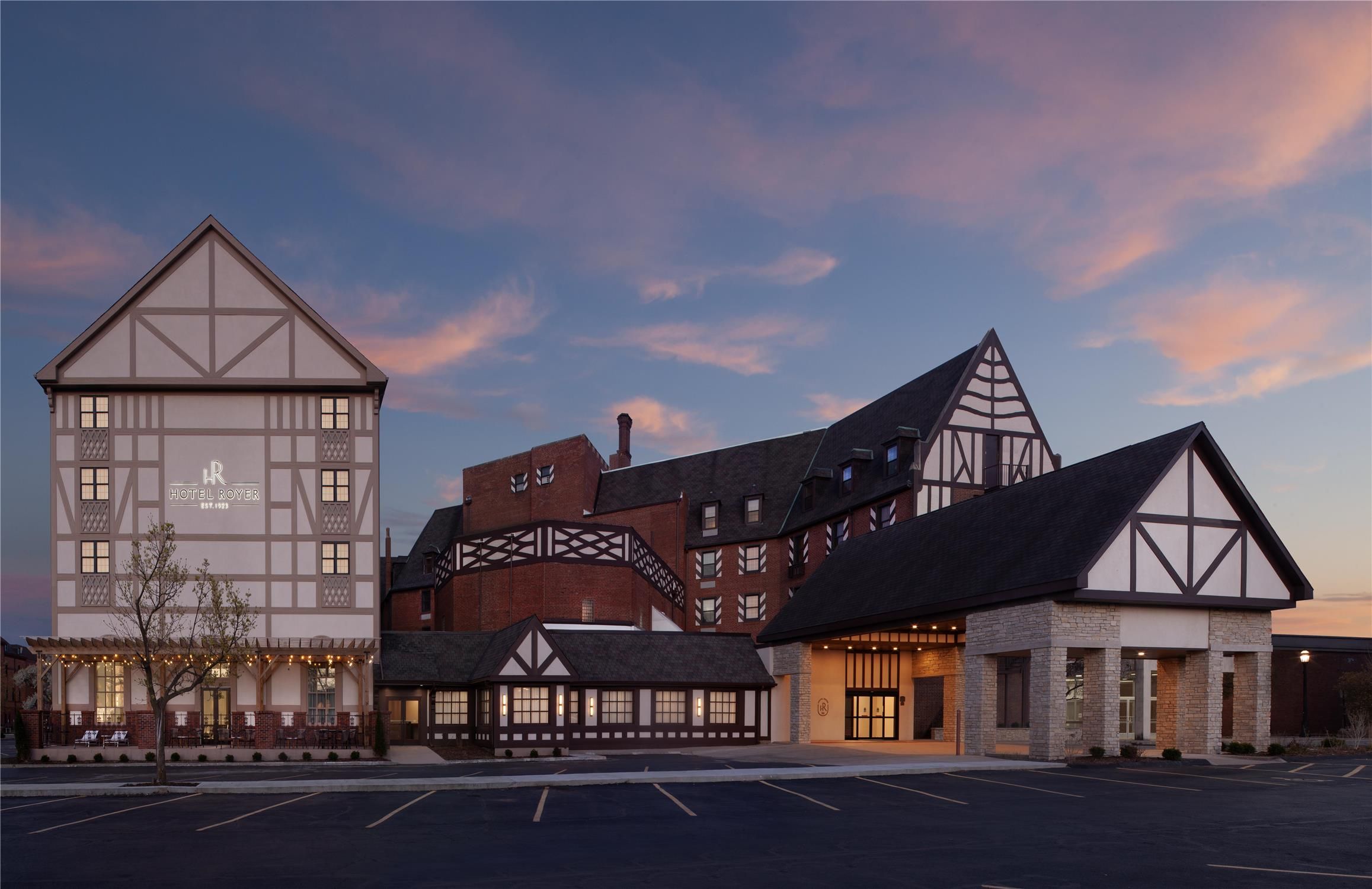 Hotel Royer Urbana Champaign, Tapestry Collection by Hilton 2