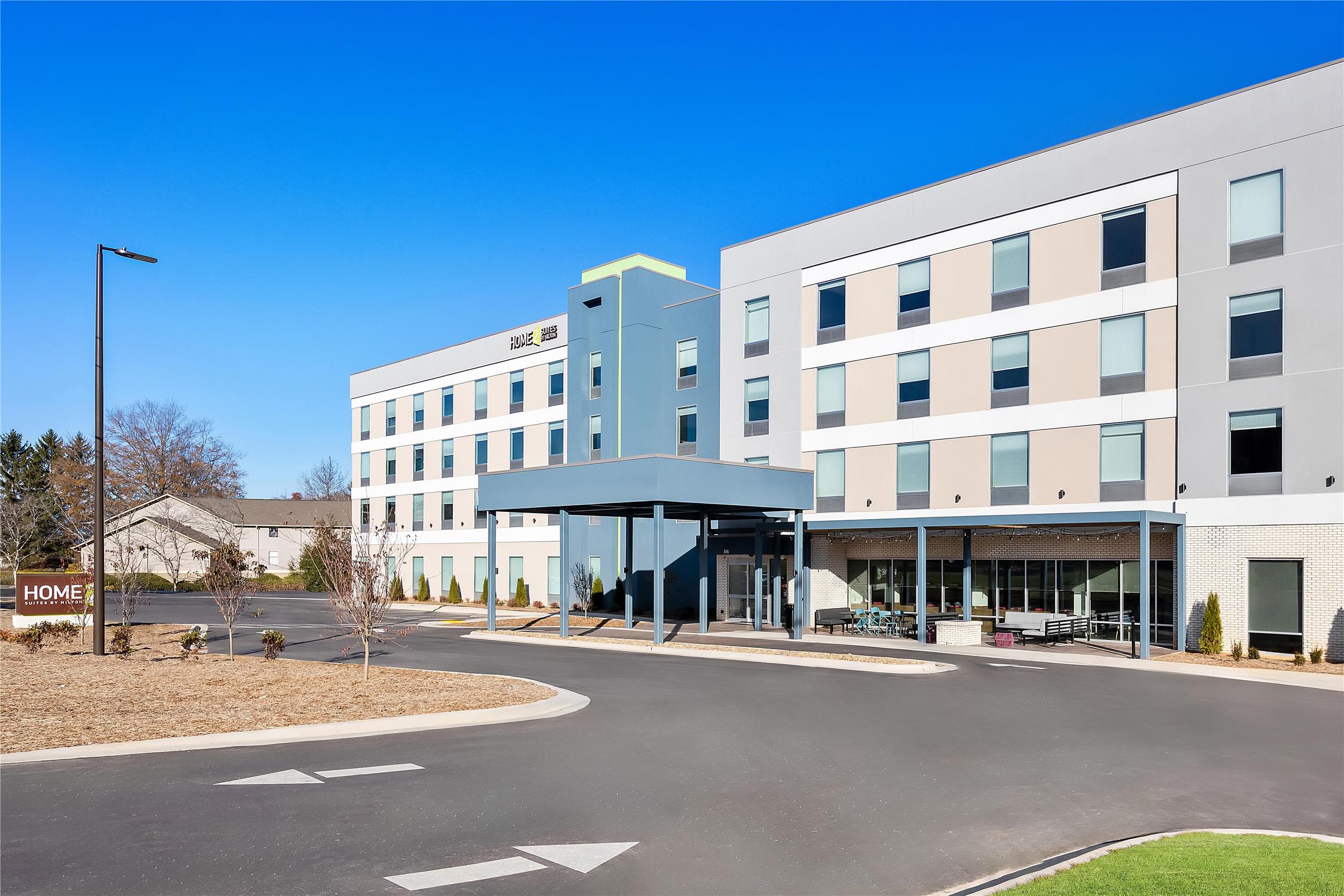 Home2 Suites By Hilton Hendersonville 1