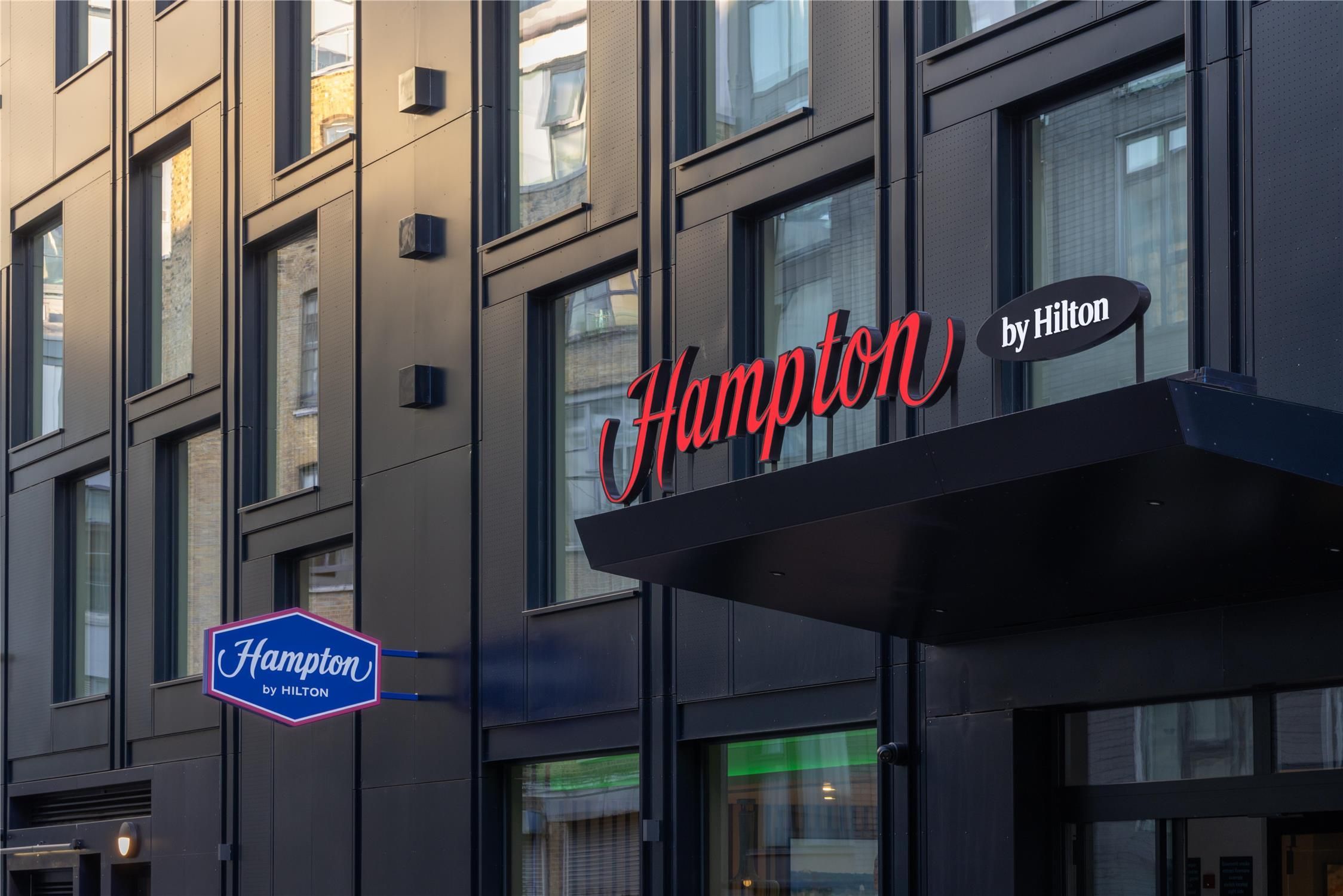 Hampton By Hilton London Old Street 2