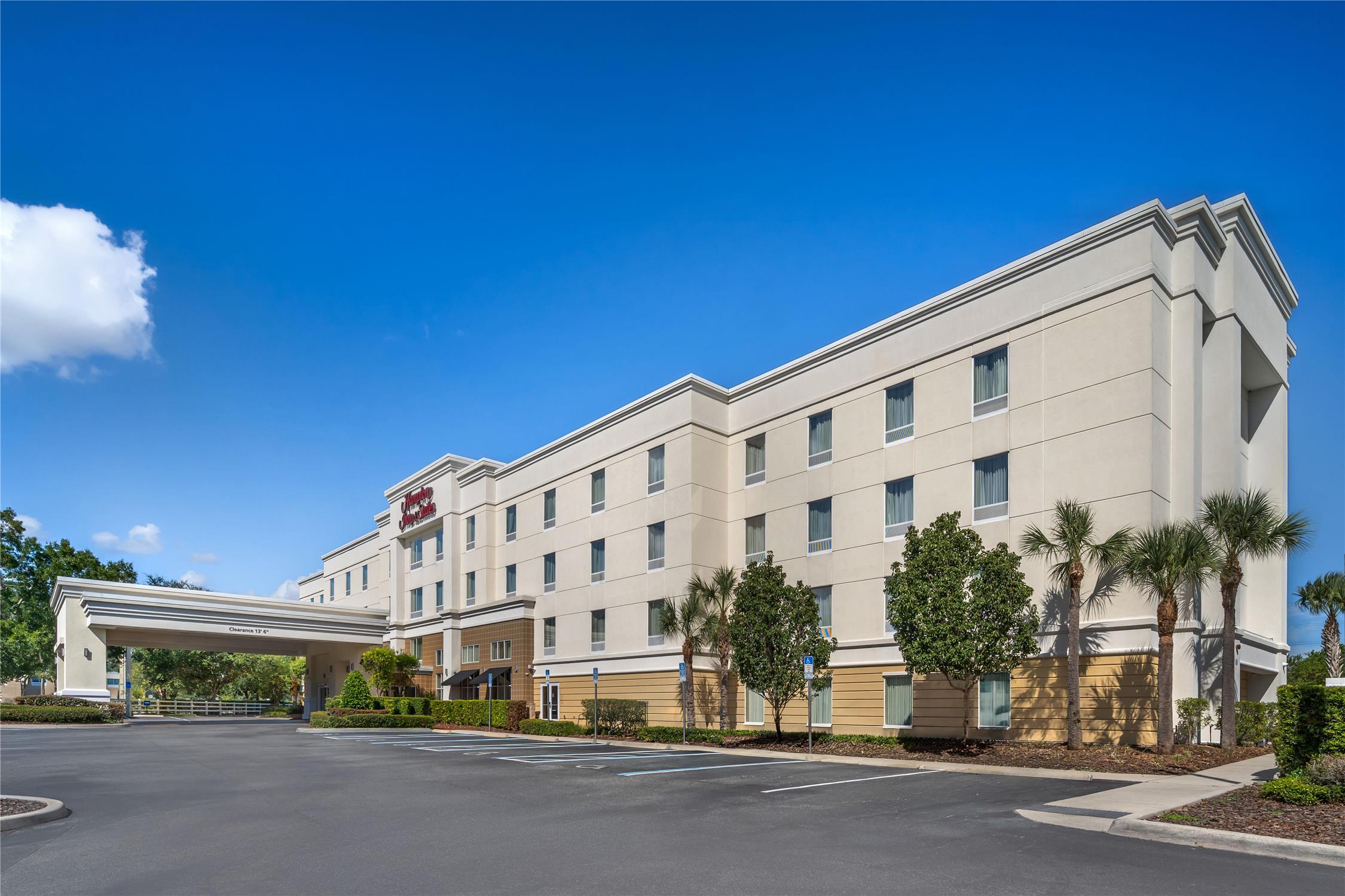 Hampton Inn & Suites Ocala 2