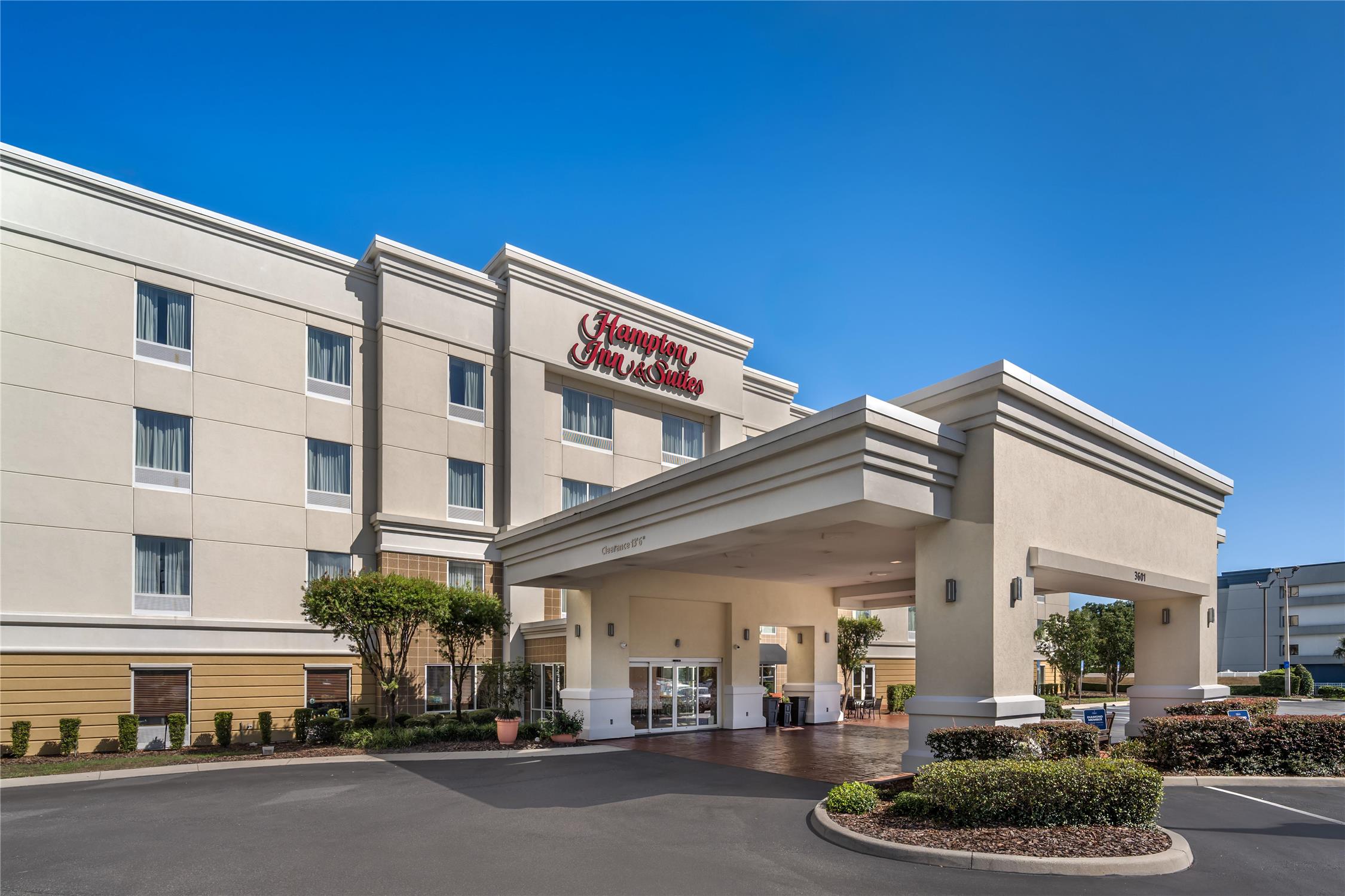 Hampton Inn & Suites Ocala 1