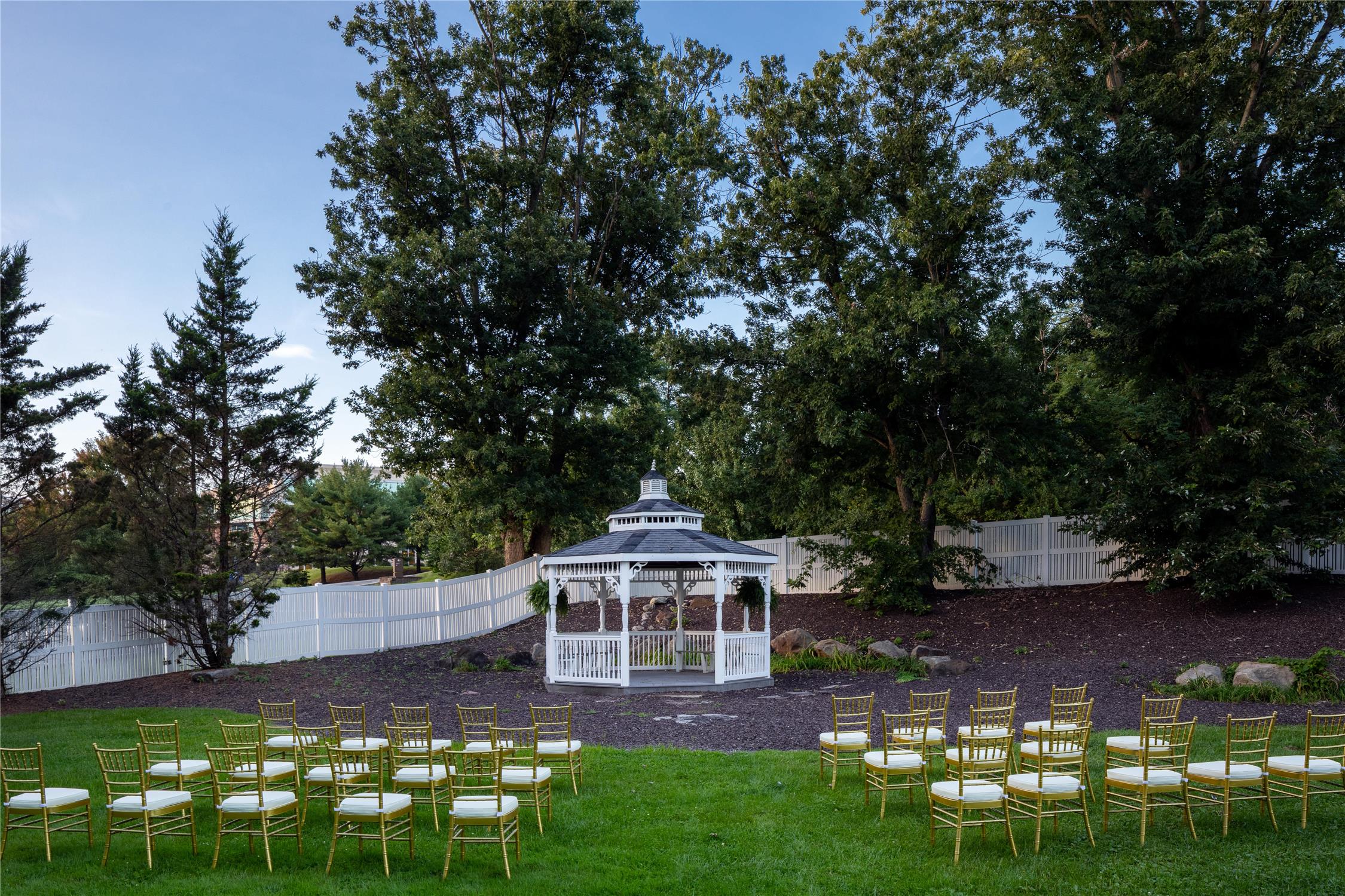 DoubleTree by Hilton Pittsburgh-Meadow Lands 2