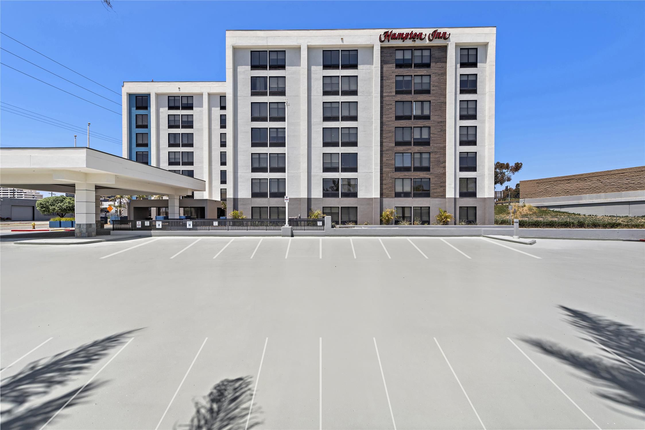 Hampton Inn by Hilton Los Angeles Airport LAX 2