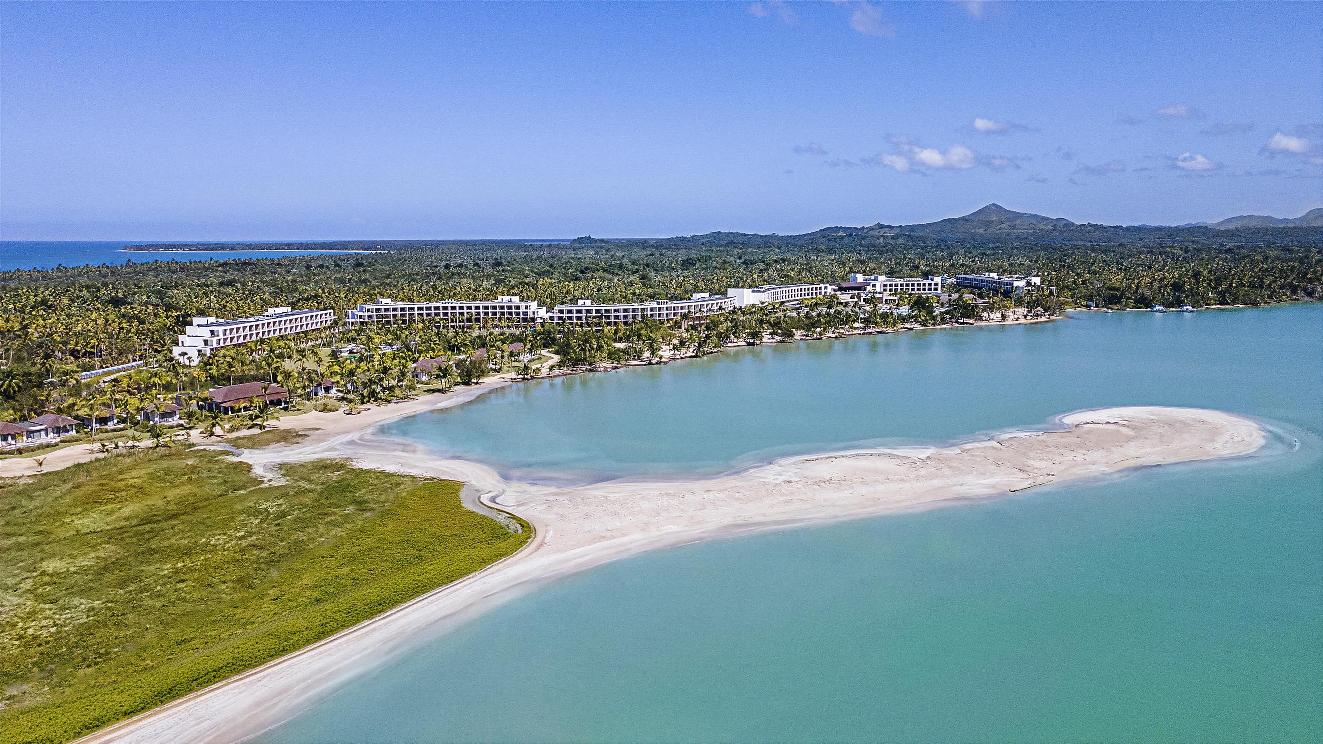 Zemi Miches Punta Cana All-Inclusive Resort, Curio by Hilton 2