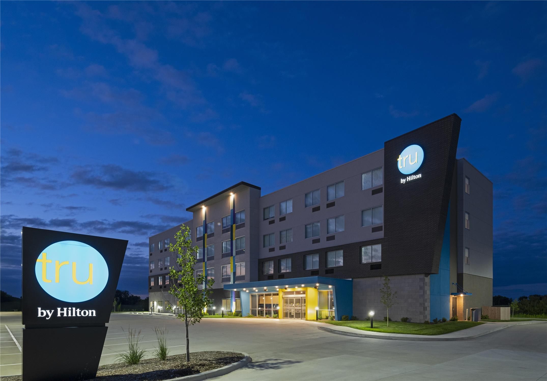 Tru By Hilton Norwalk Des Moines 2