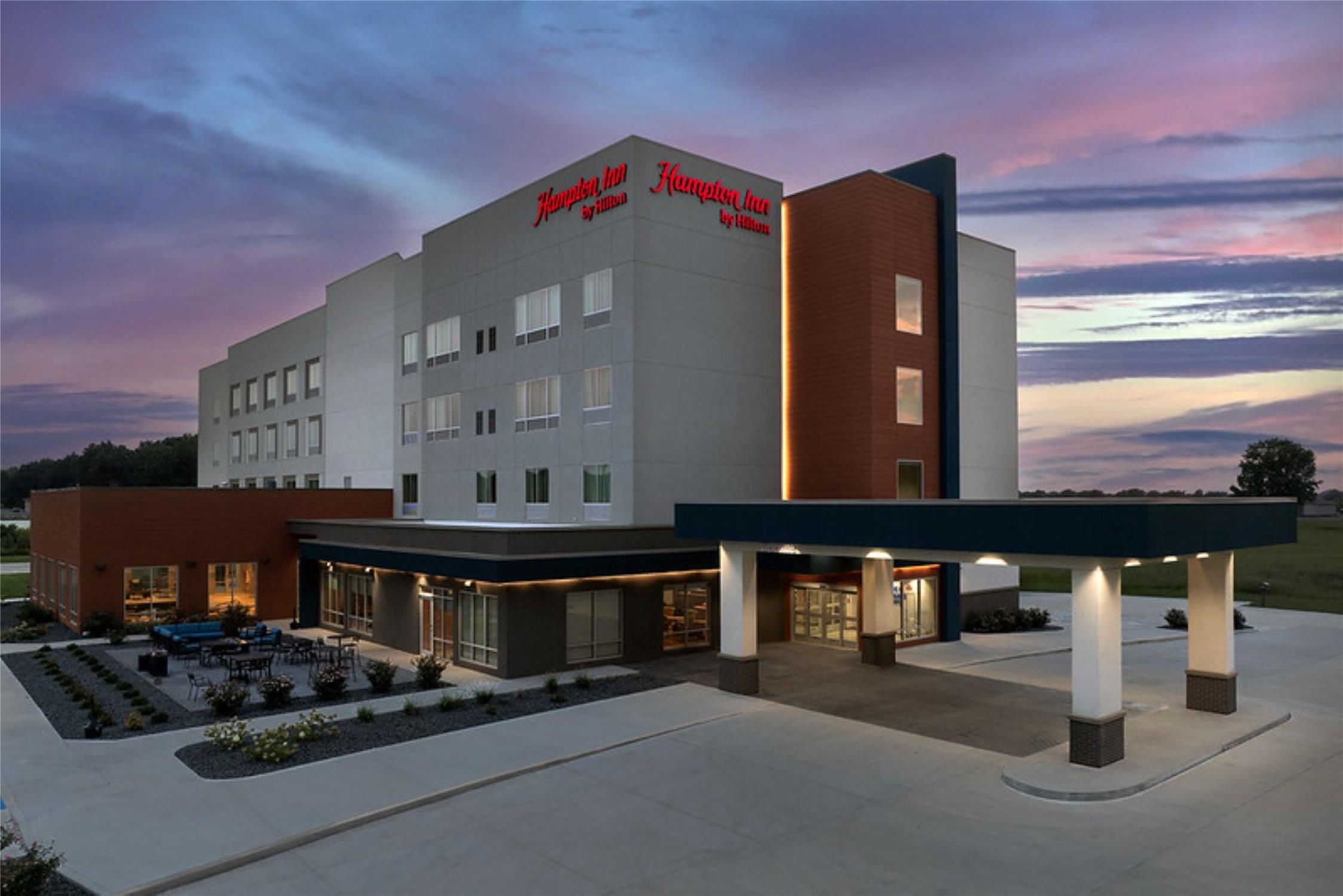 Hampton Inn By Hilton Dexter 1