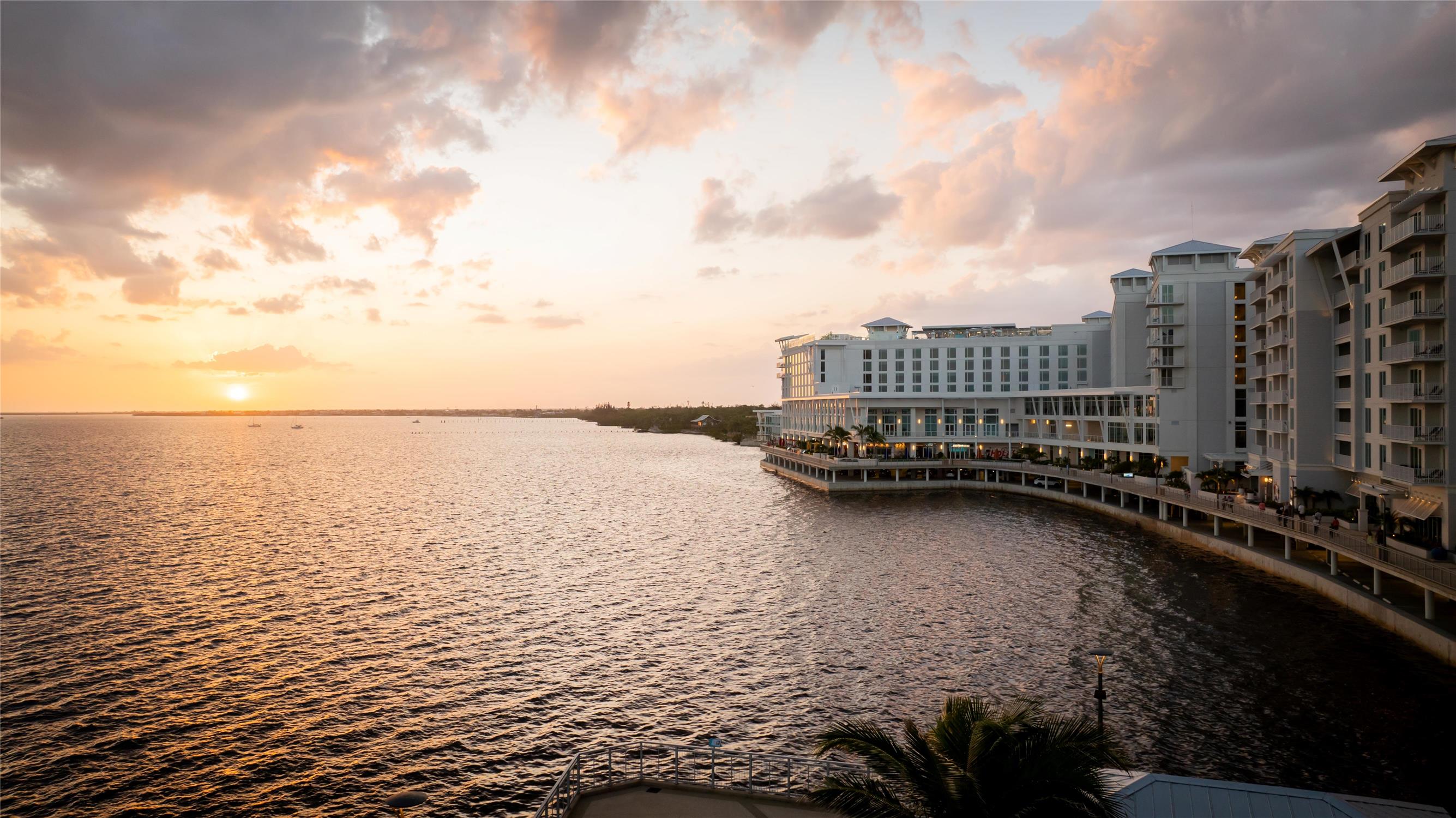 Sunseeker Resort Florida Gulf Coast, Curio Collection Hilton 2