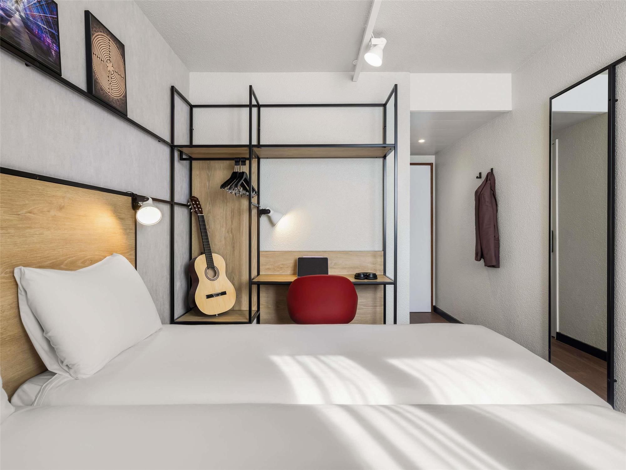 ibis Chartres Ouest Luce 1