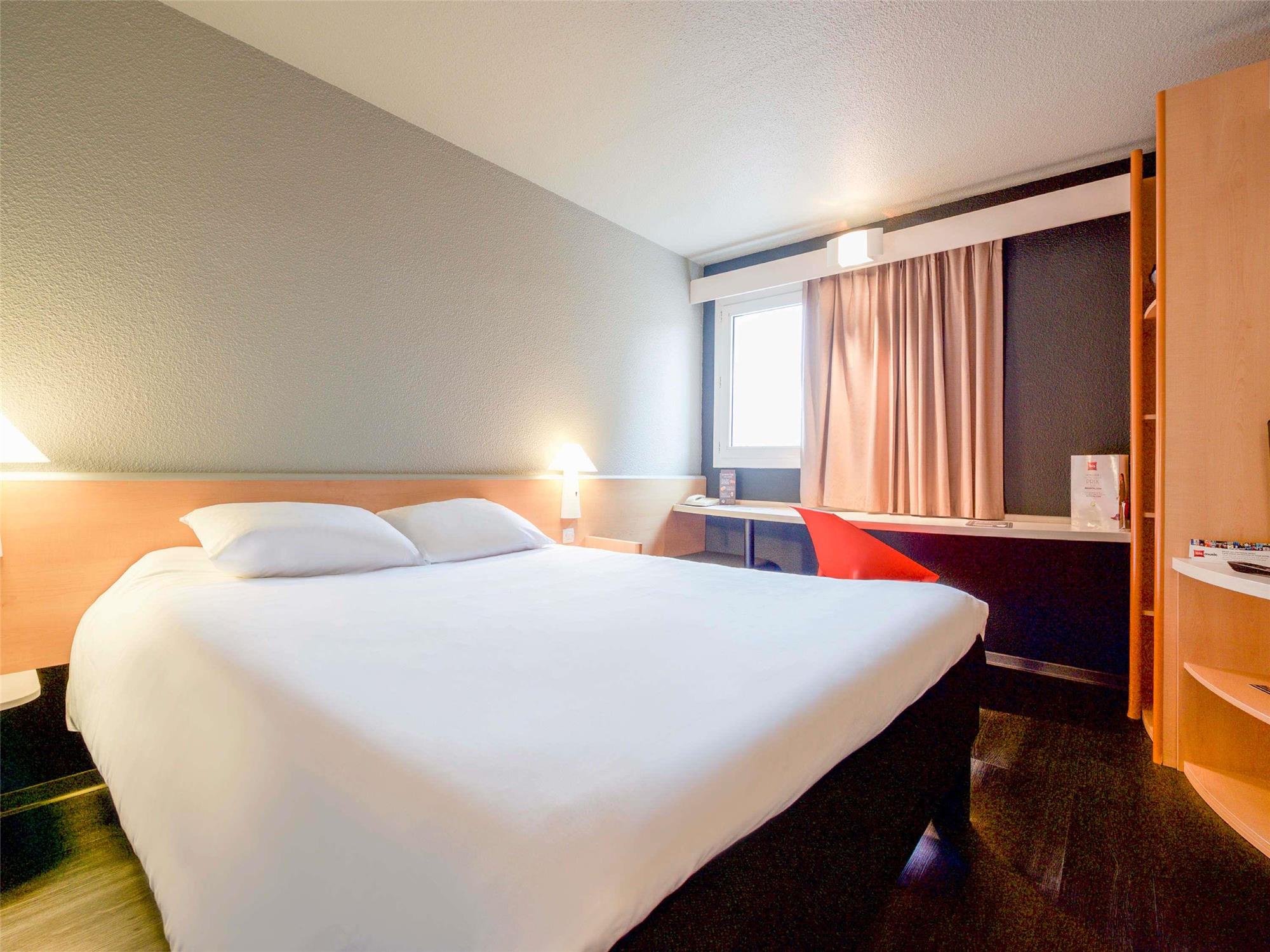 ibis Pau Lescar 2