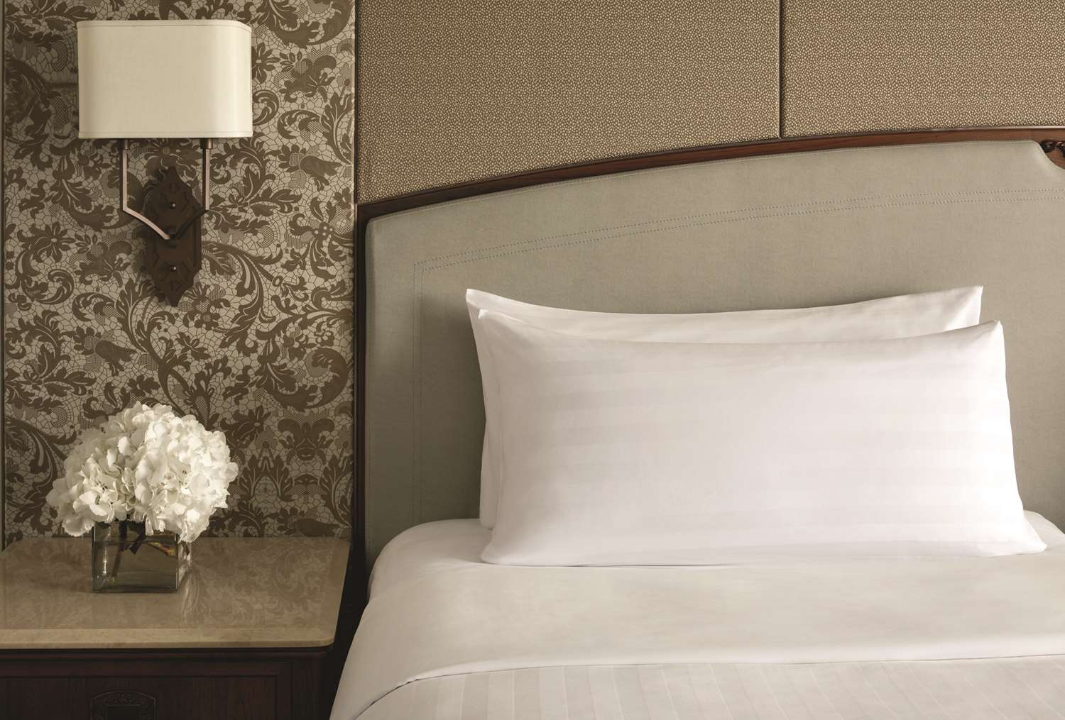 Shangri-La Jakarta 1
