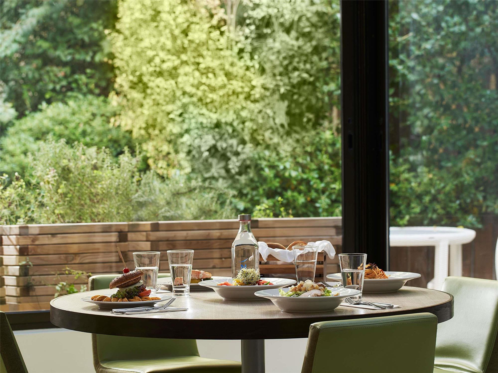 Novotel Athens 2