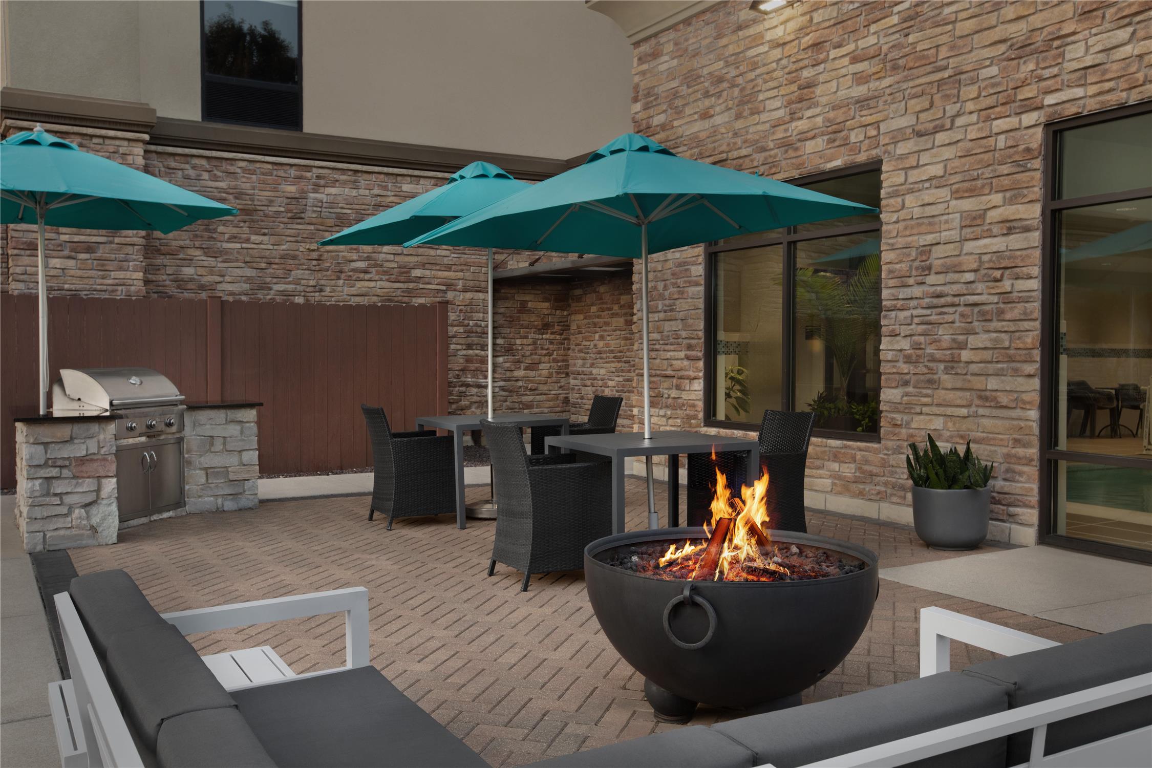 Hampton Inn Decatur/Mt Zion 2