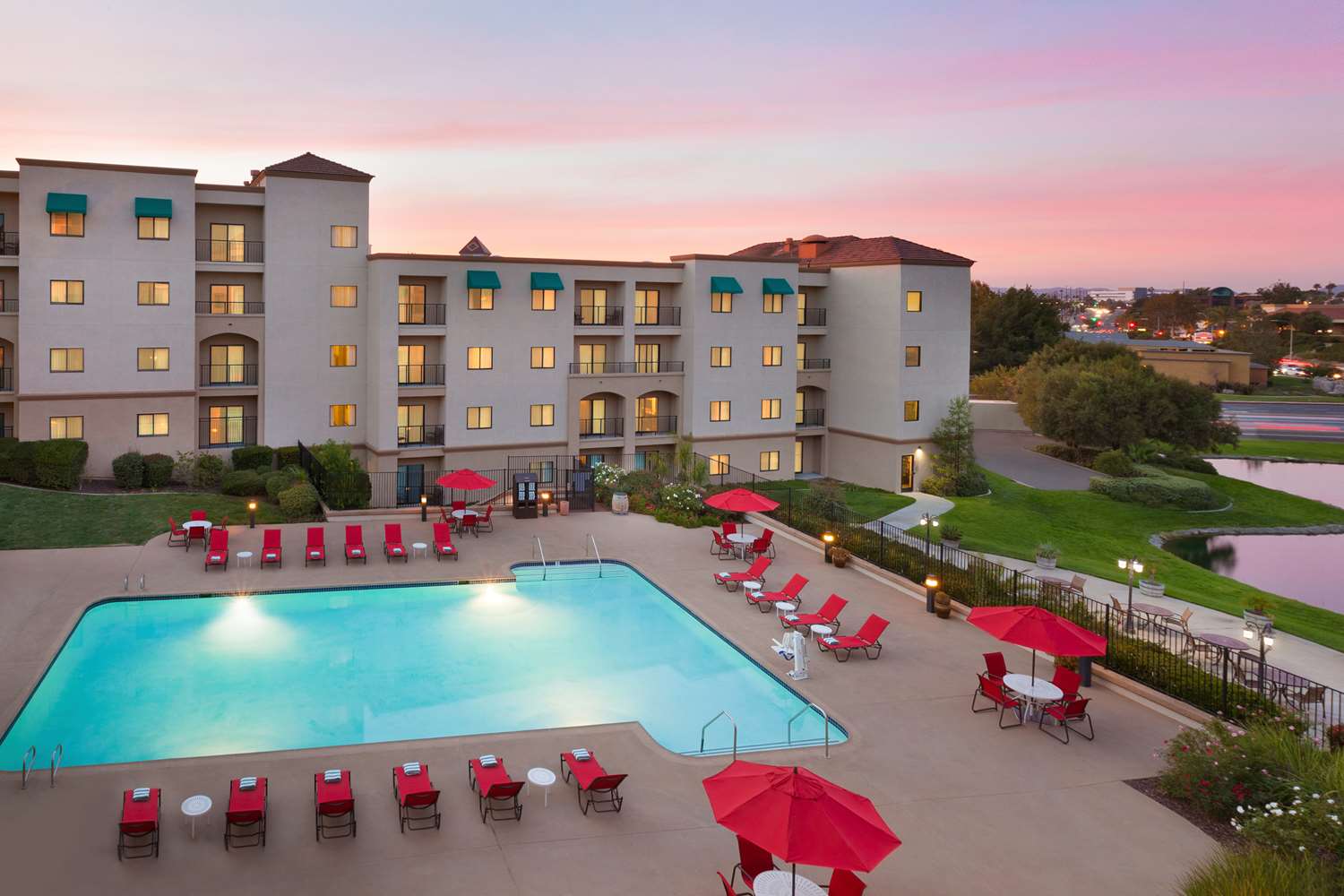 Embassy Suites by Hilton Temecula Valley Wine Country 1
