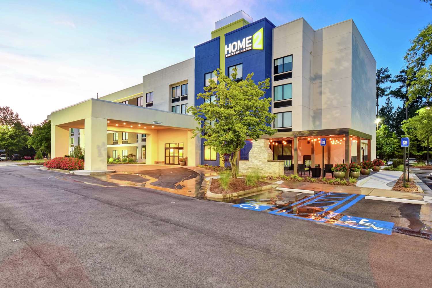 Home2 Suites by Hilton Atlanta Norcross 1