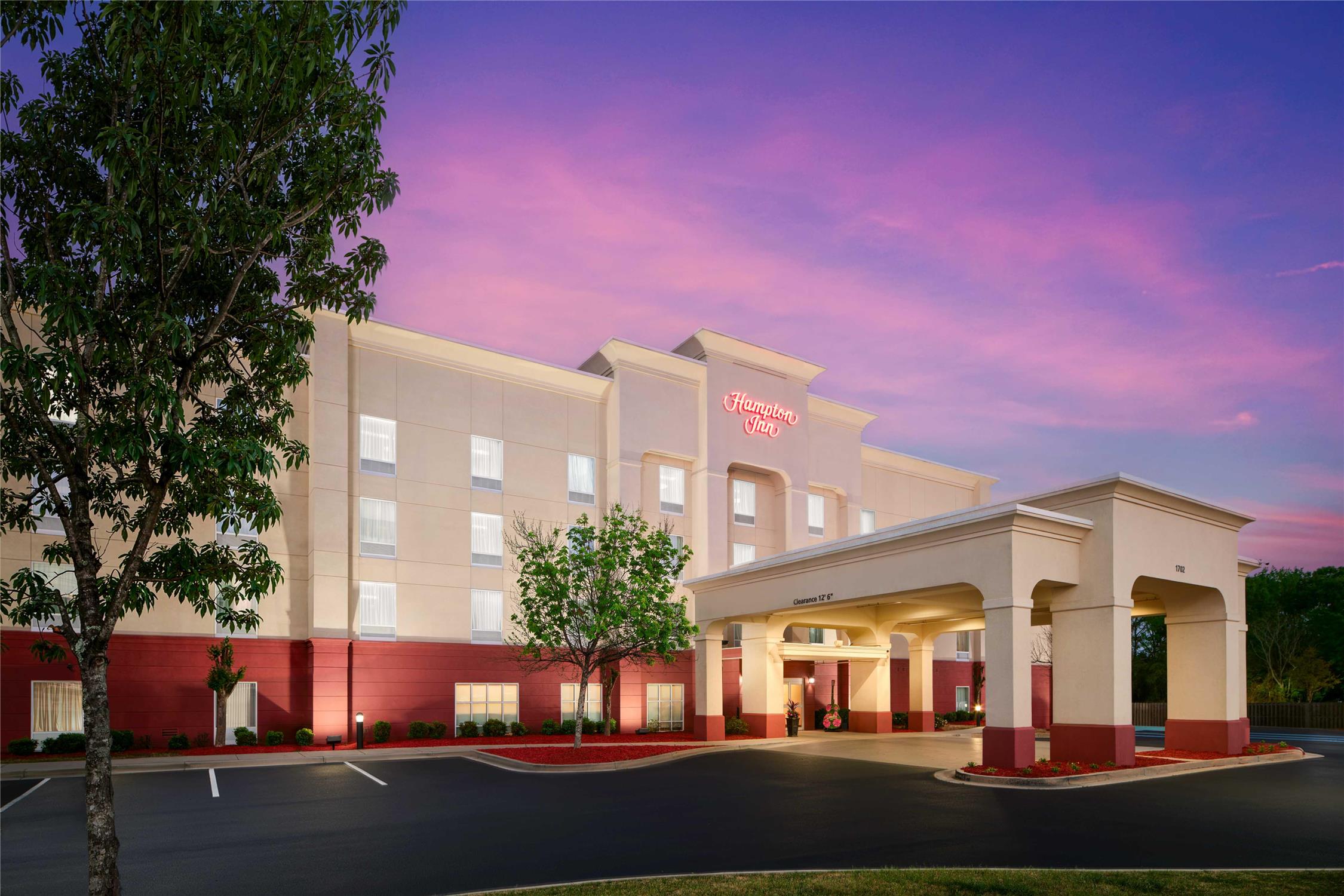 Hampton Inn Thomson 2