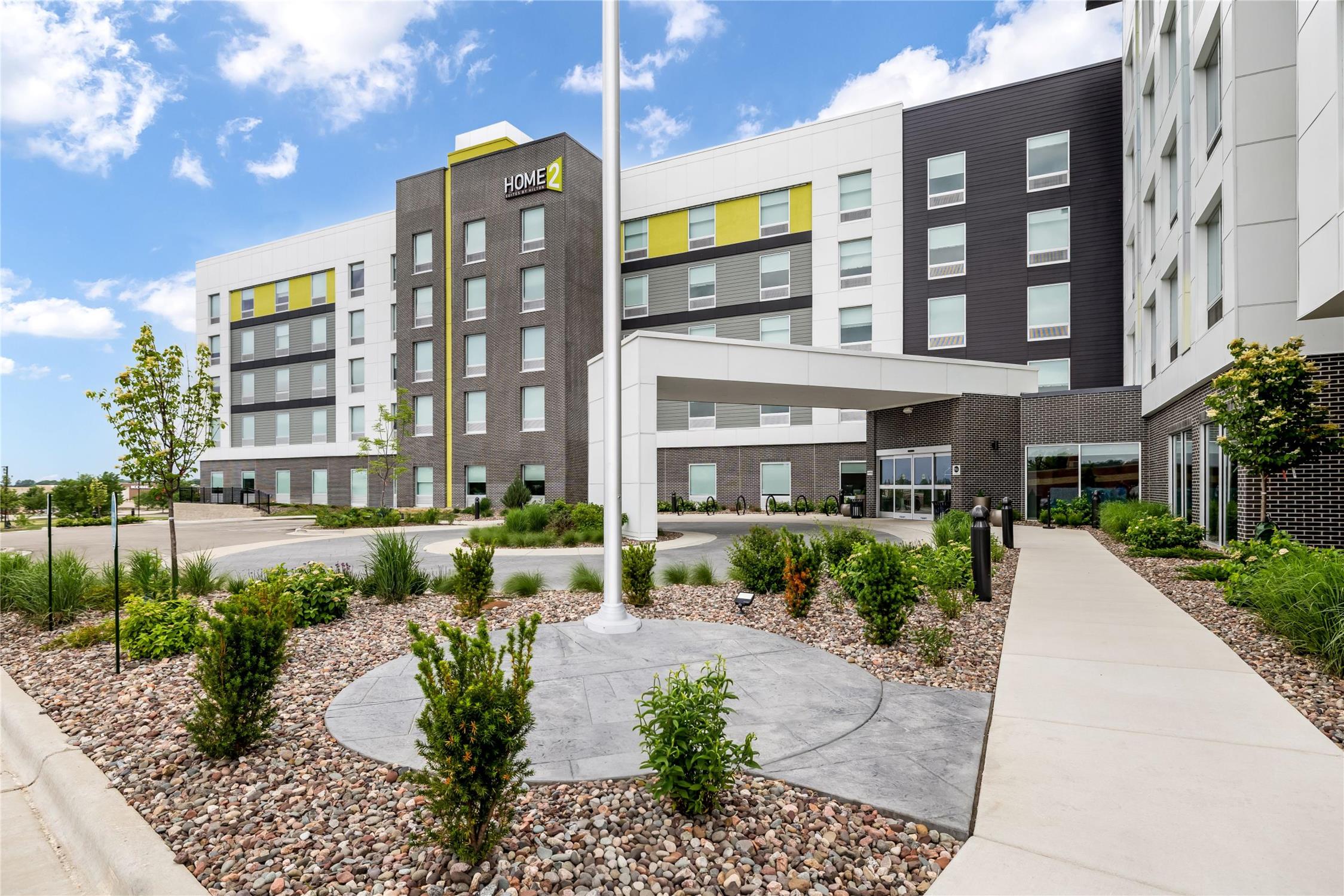 Home2 Suites By Hilton Madison East 1