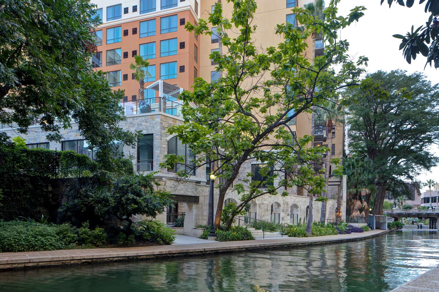 Home2 Suites By Hilton San Antonio on the Riverwalk 2