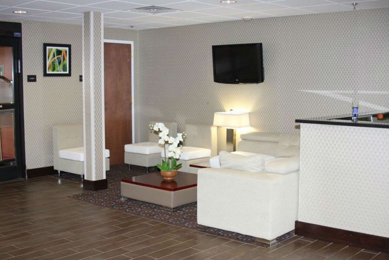 Hampton Inn Williamston 1
