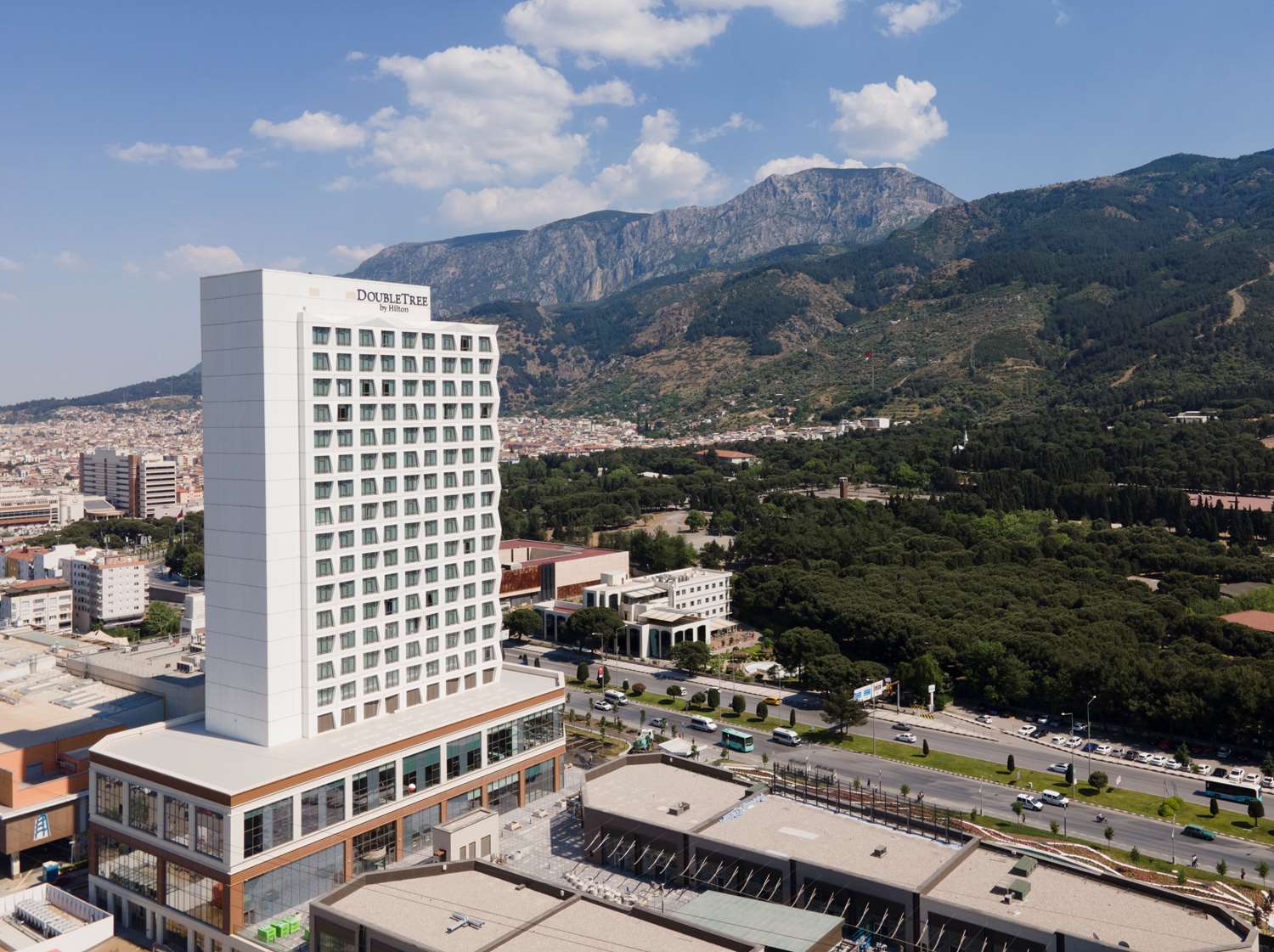 DoubleTree by Hilton Manisa 1