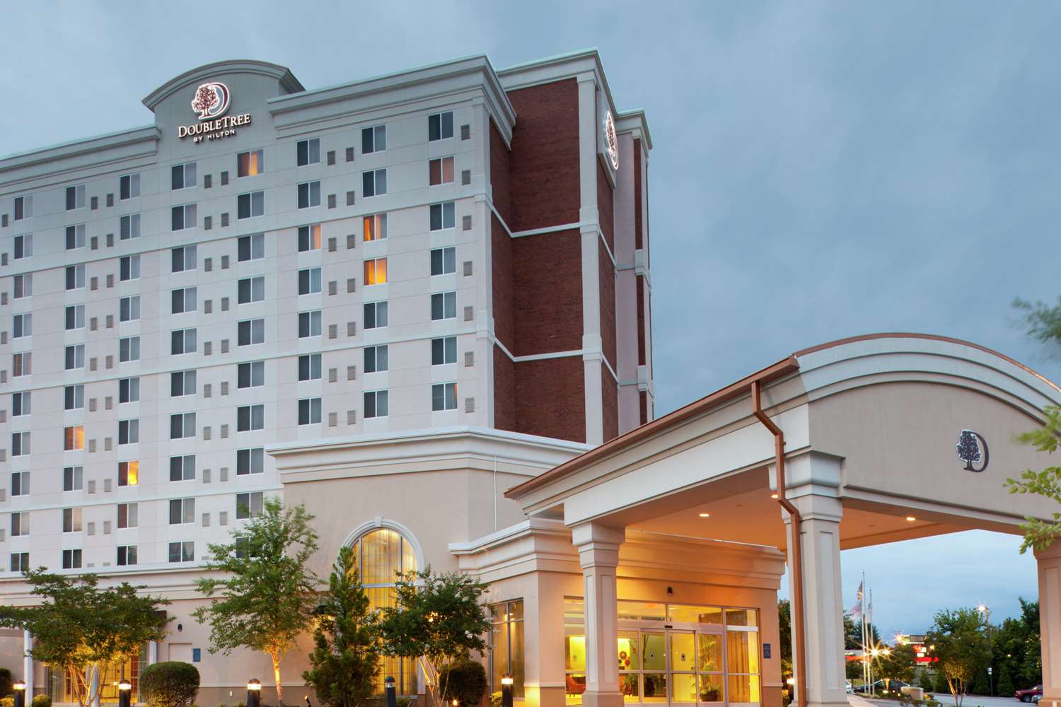 DoubleTree by Hilton Greensboro 1