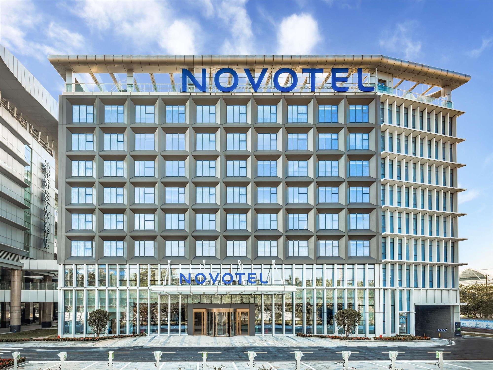 Novotel Guangzhou Baiyun Airport 1