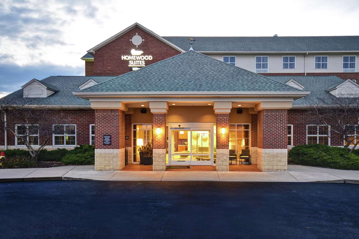Homewood Suites by Hilton Cincinnati-Milford 1
