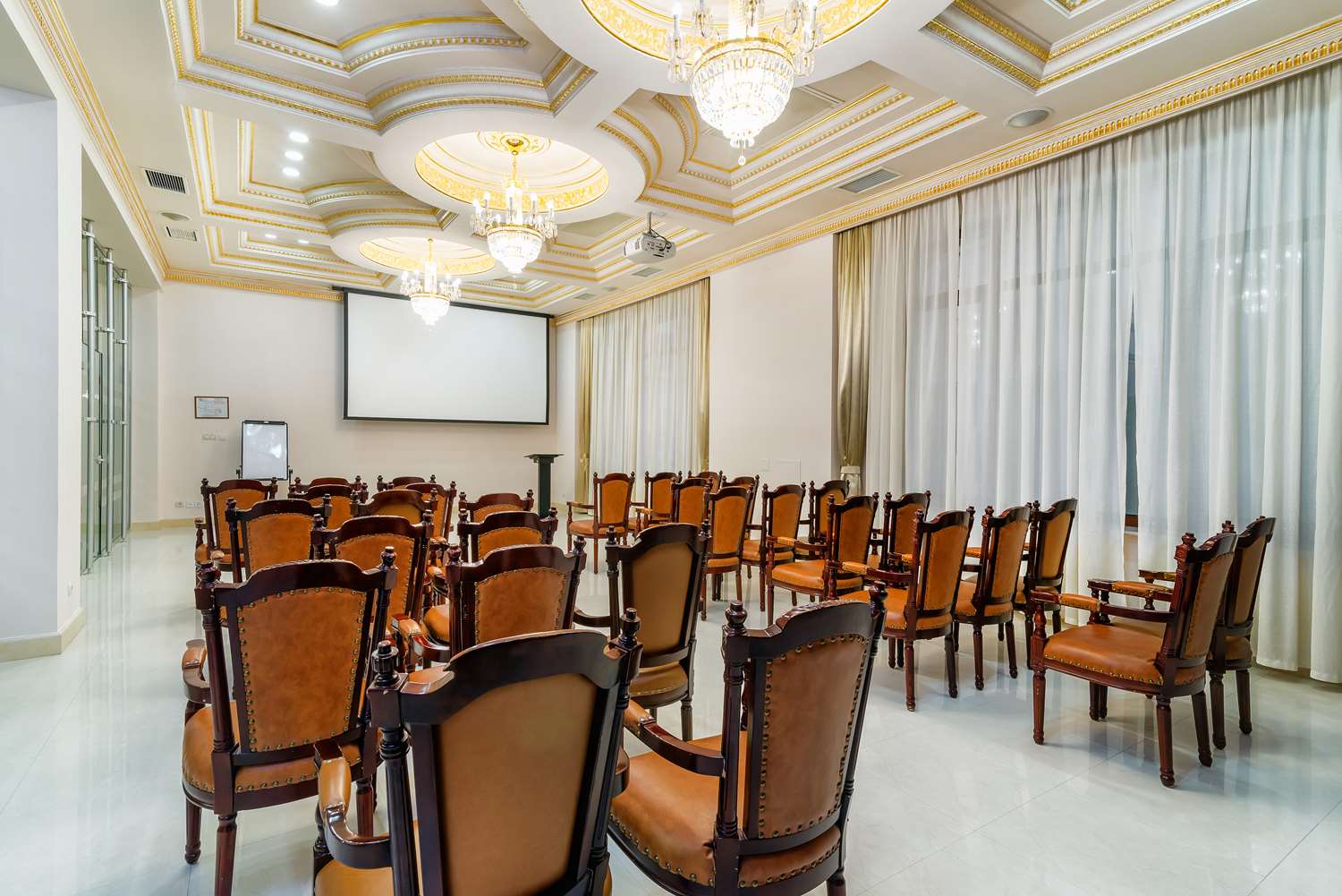 Royal Tulip Almaty Hotel 2
