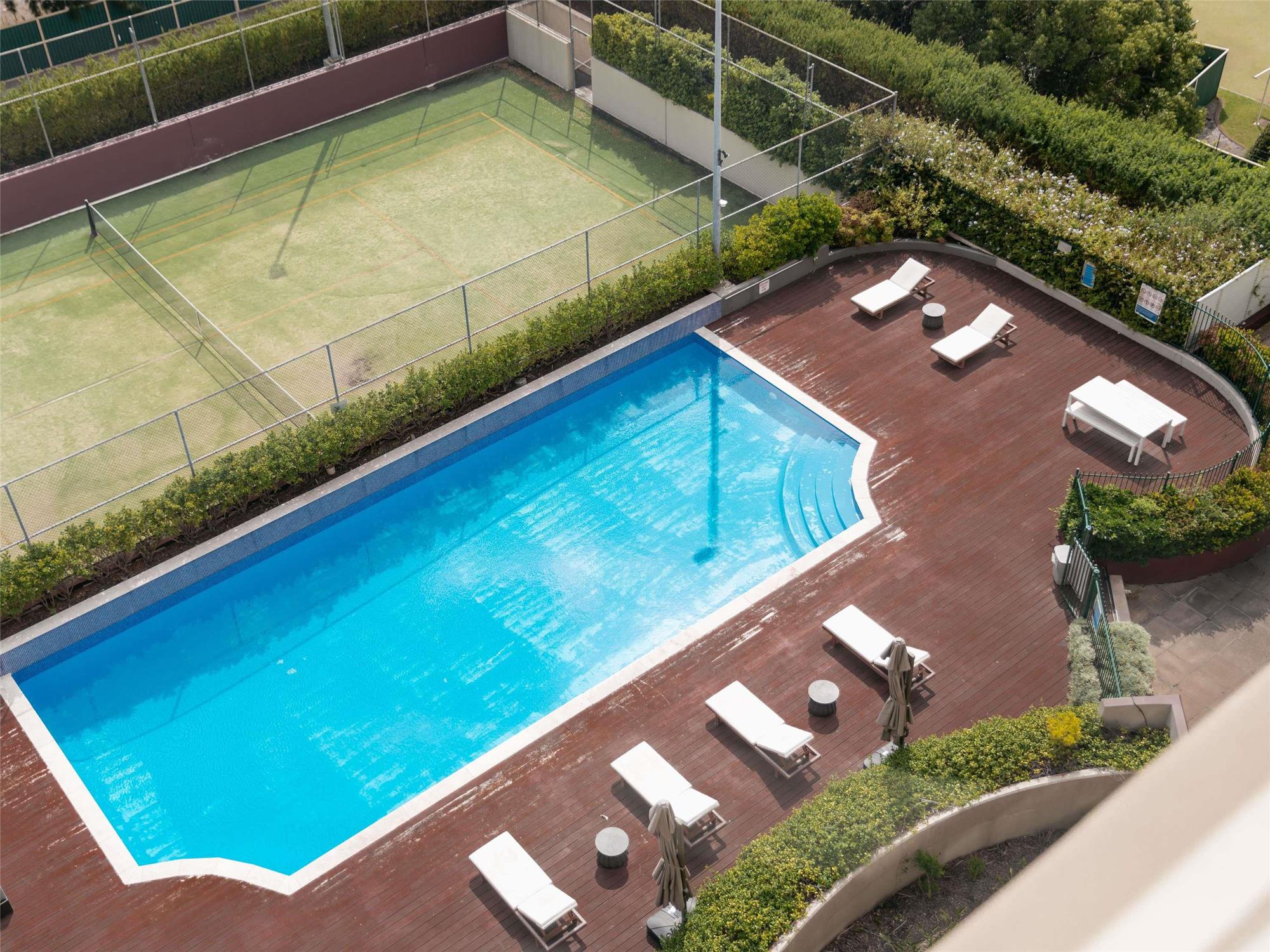Mercure Sydney Parramatta 2