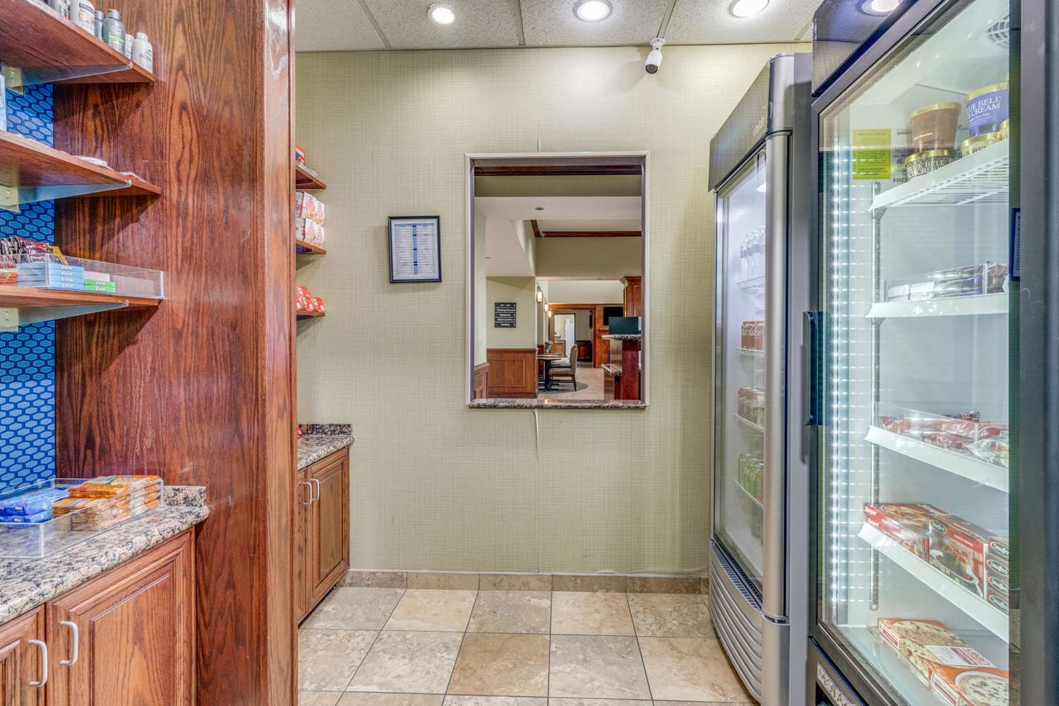 Hampton Inn & Suites Gainesville 2