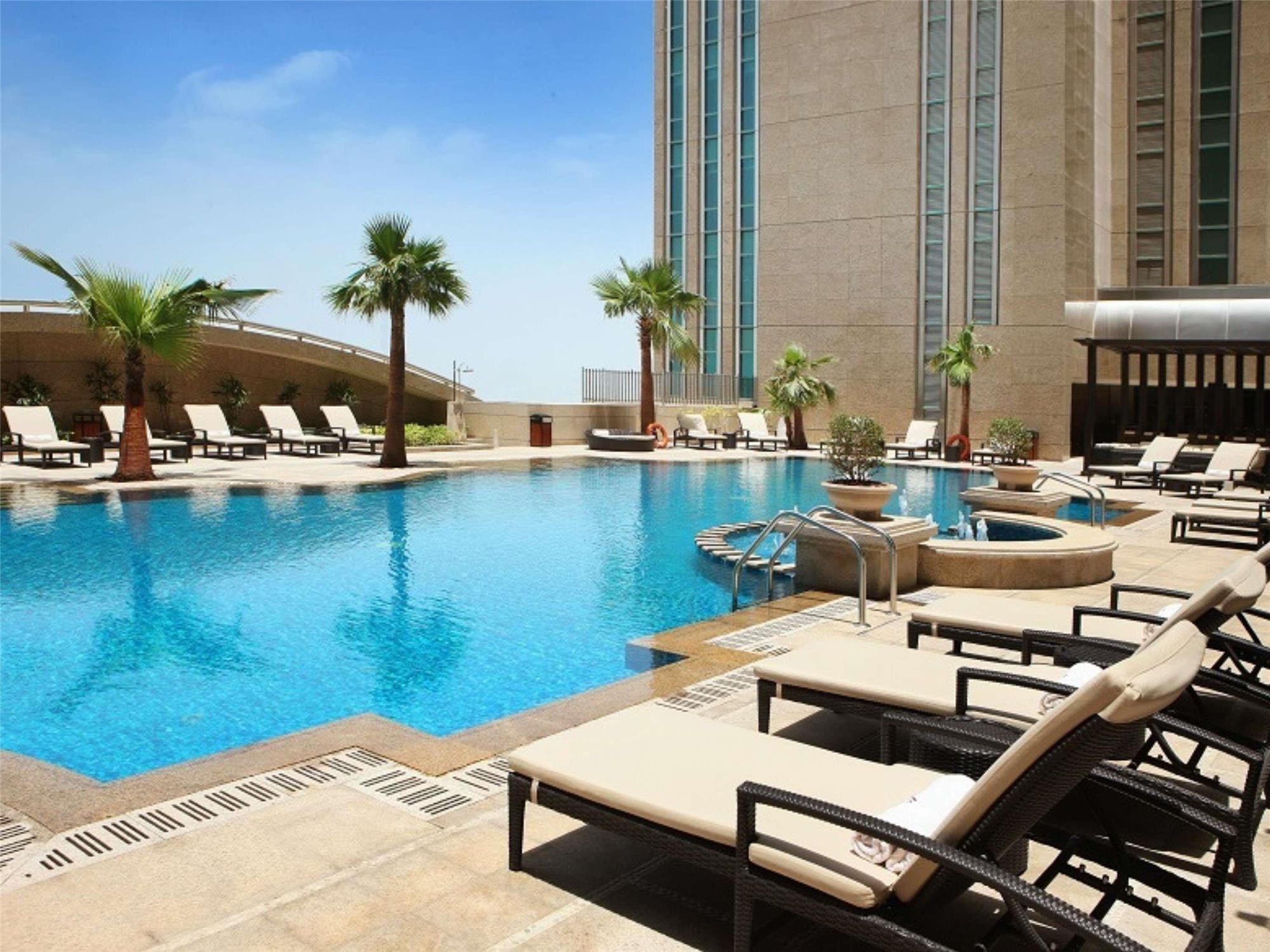 Sofitel Abu Dhabi Corniche 1