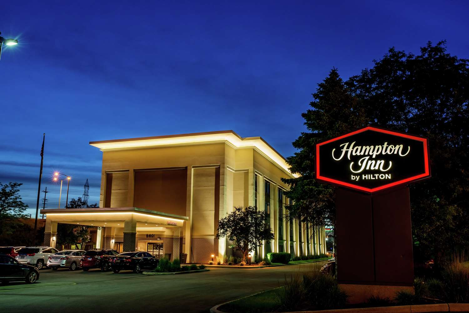 Hampton Inn Milwaukee-Northwest 2