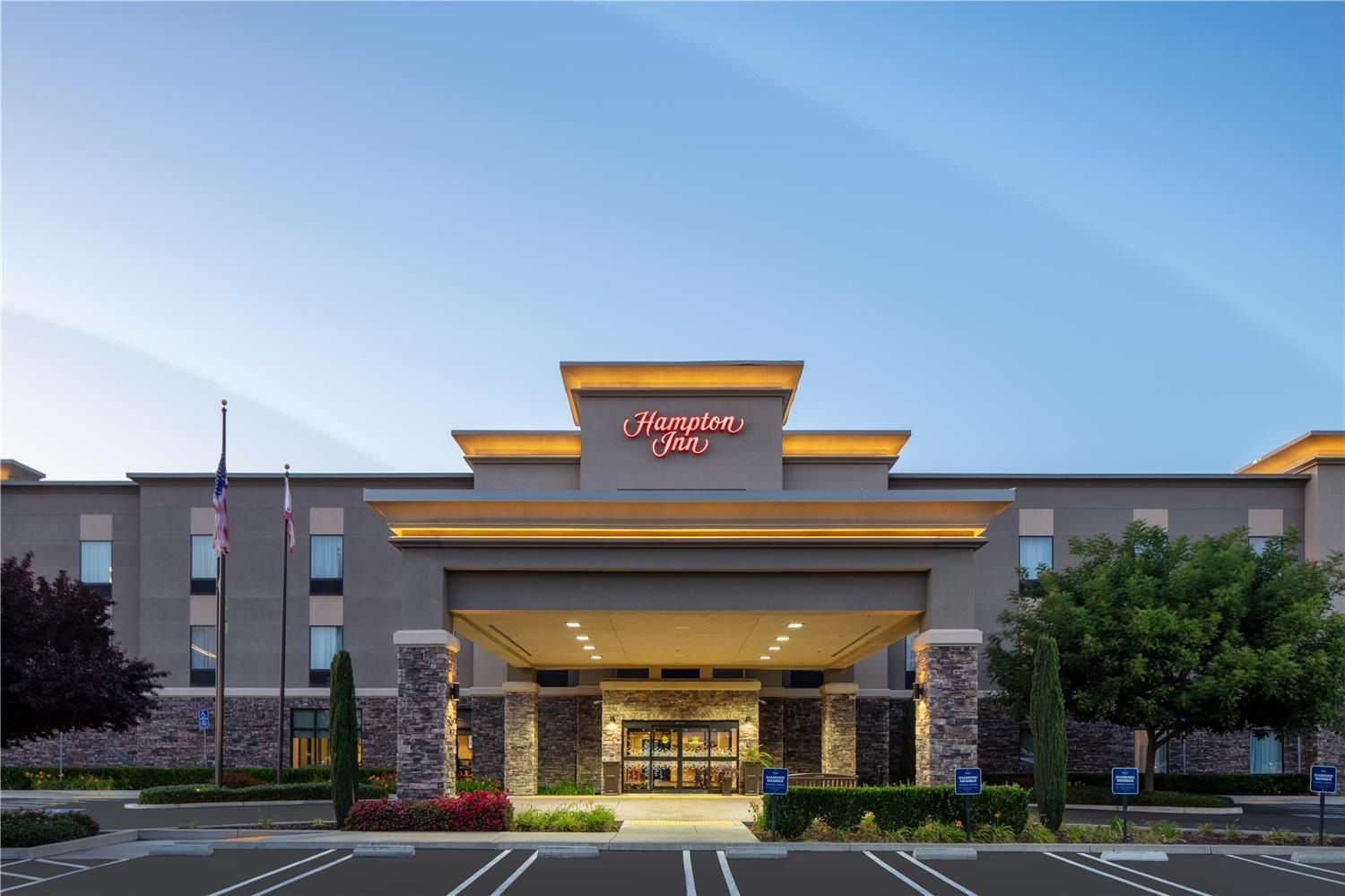 Hampton Inn by Hilton Turlock 2