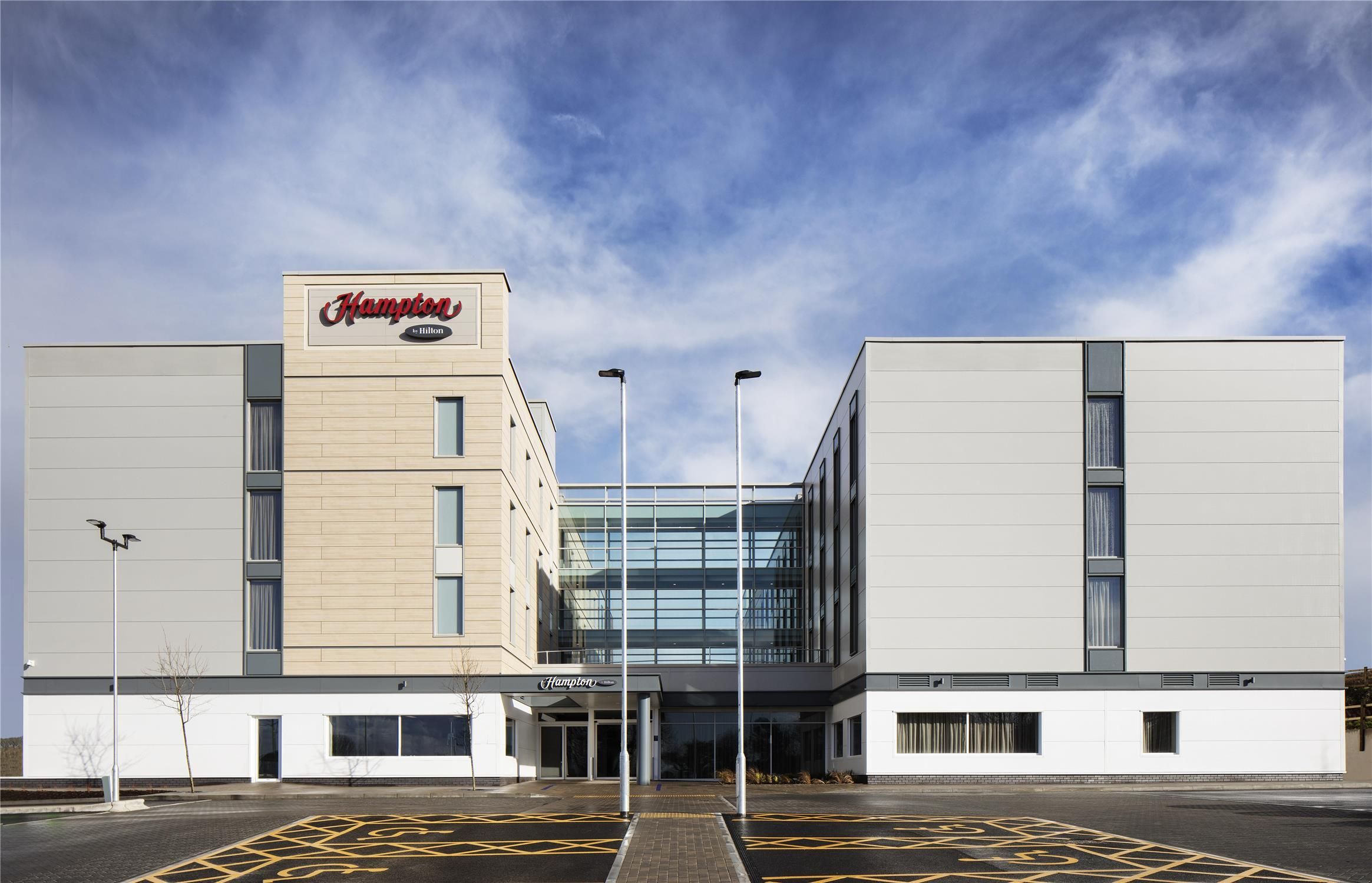 Hampton by Hilton Bristol Airport 2