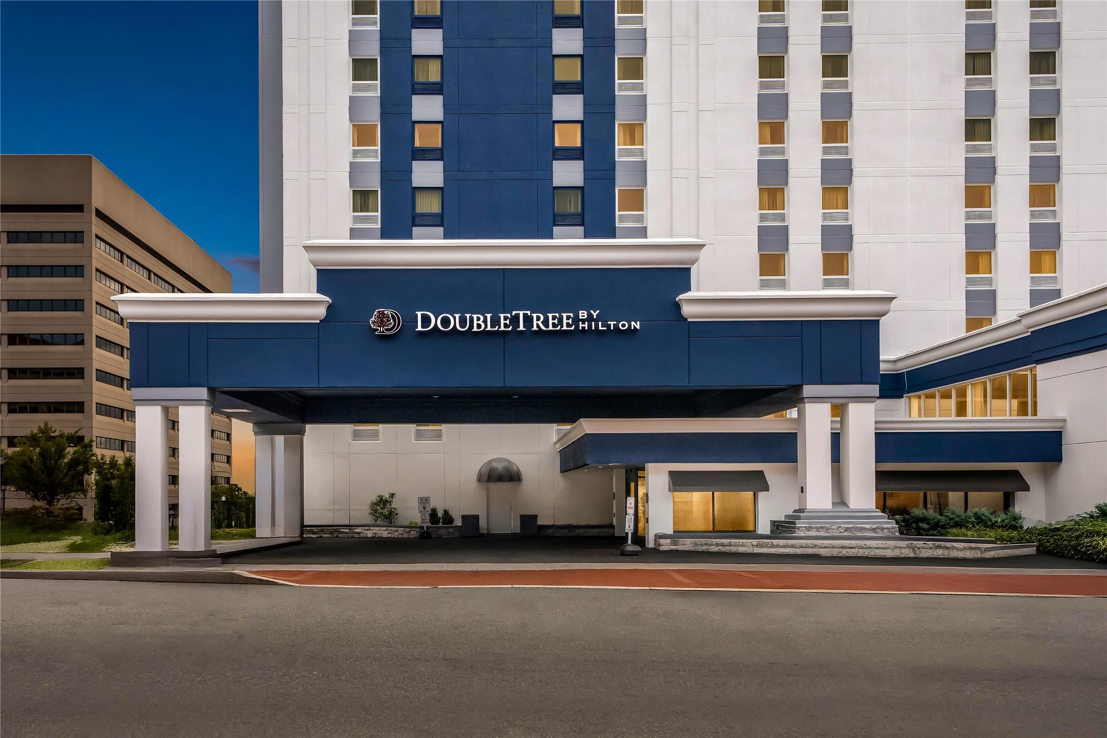 DoubleTree by Hilton Downtown Wilmington - Legal District 1