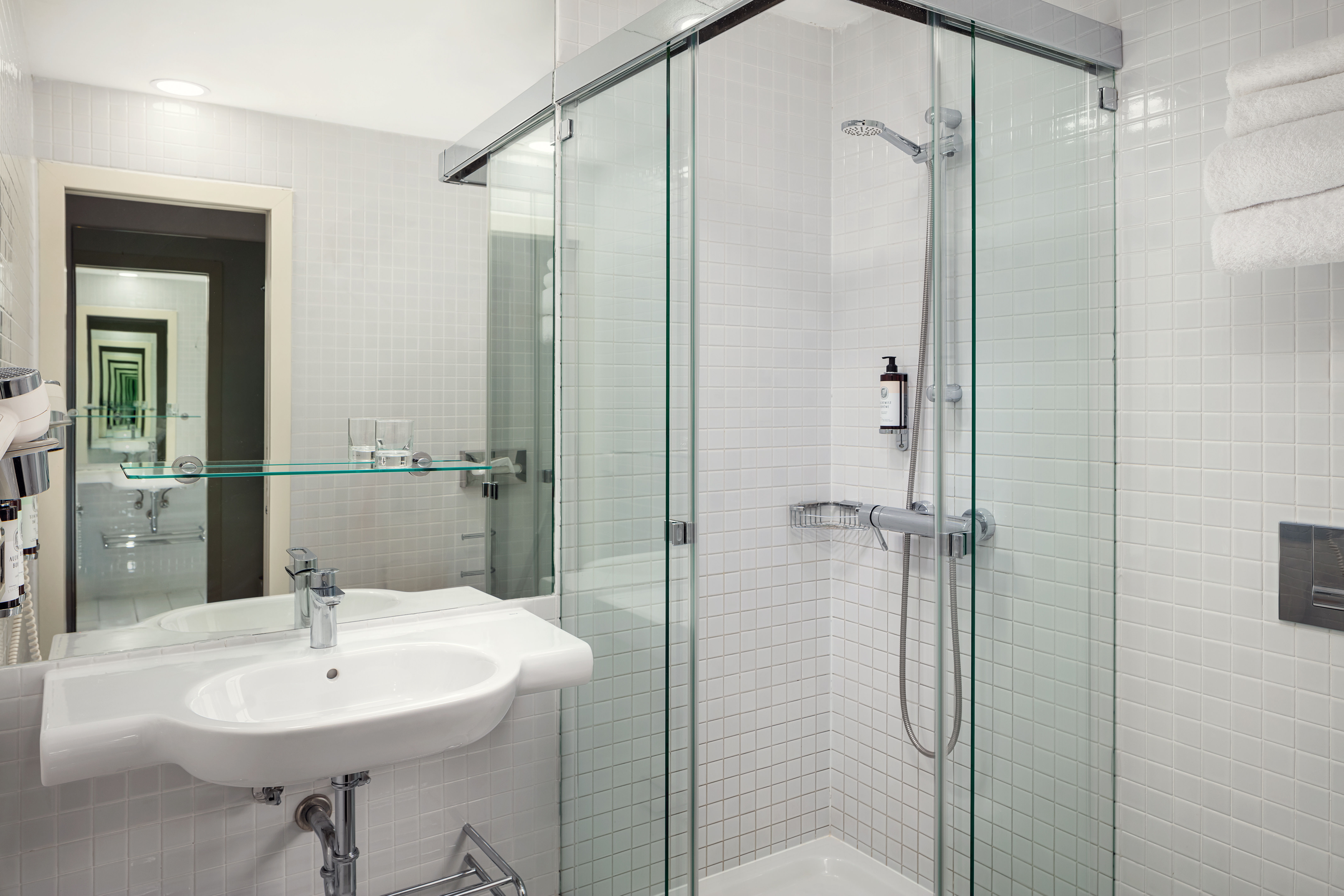 Standard Twin/Double Room