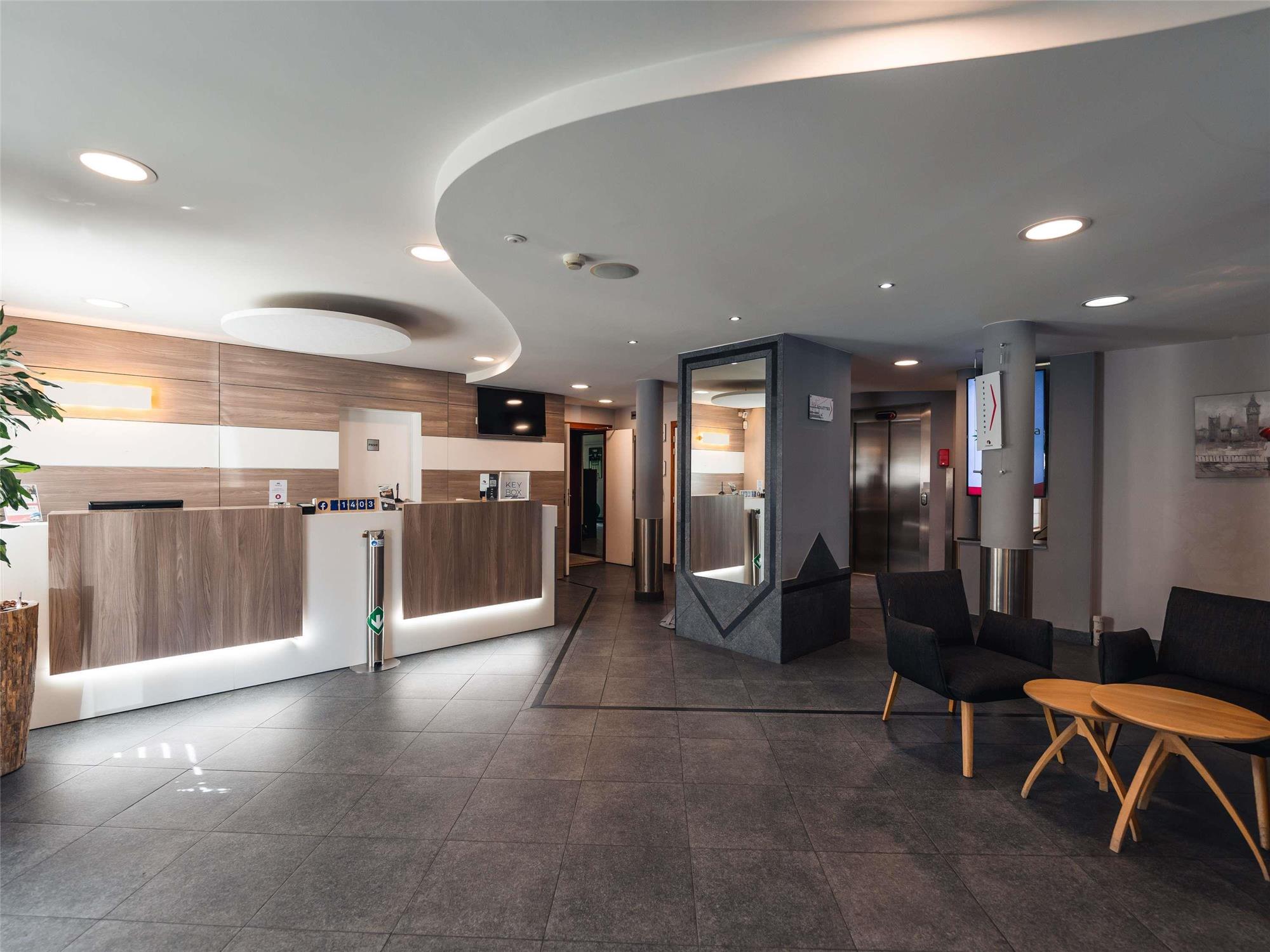 Ibis Styles Charleroi Airport Aero 44 2