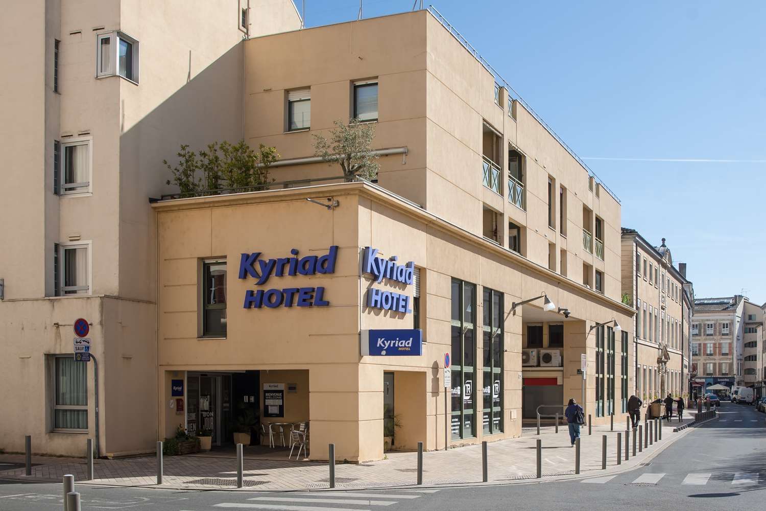 Kyriad Villefranche Sur Saone Porte du Beaujolais -Rénové- 1