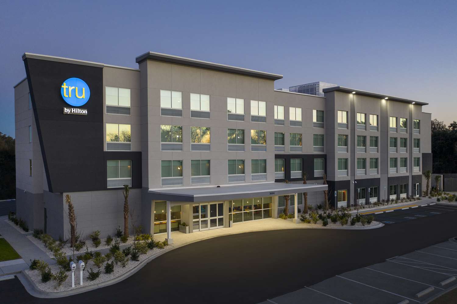 Tru by Hilton Beaufort, Sc 2