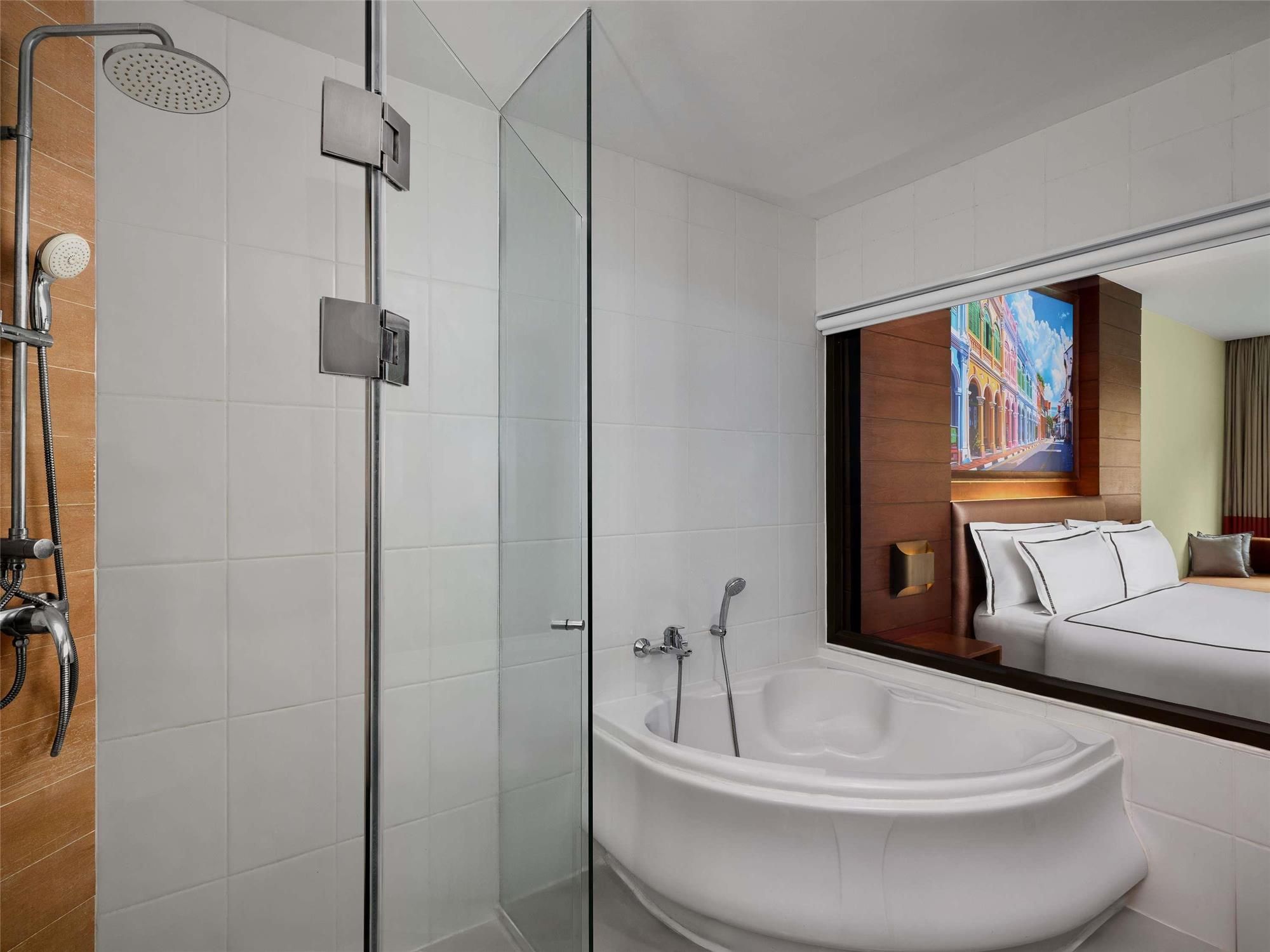 Deluxe Room with Pool