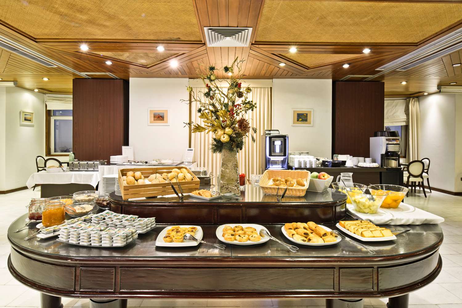 Golden Tulip Porto Gaia 2