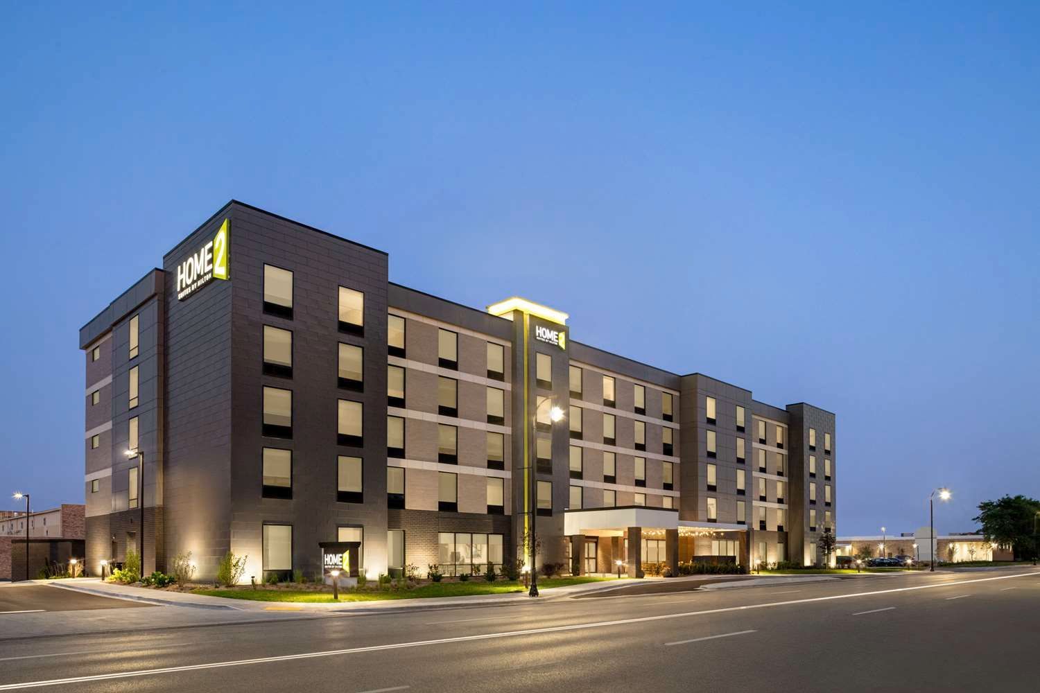 Home2 Suites By Hilton Milwaukee West 2