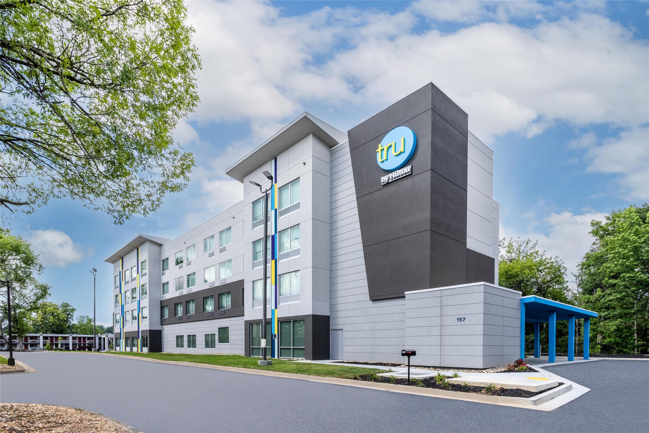 Tru By Hilton Commerce 1