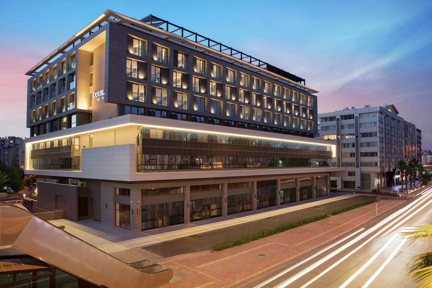 Doubletree By Hilton Antalya City Centre 1