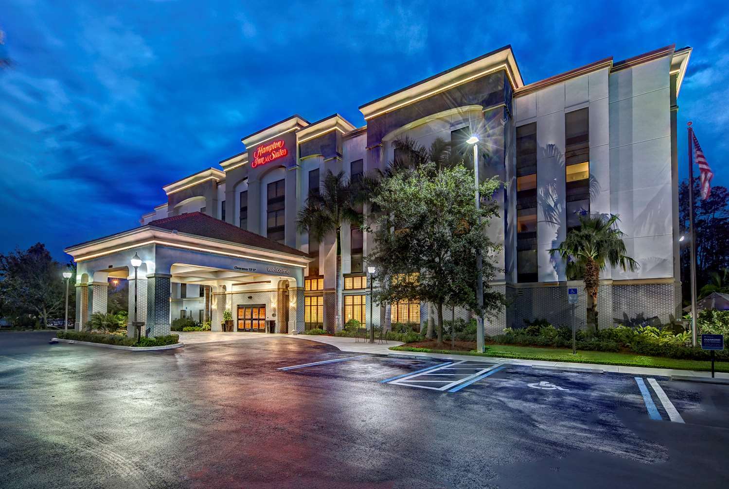Hampton Inn & Suites Fort Myers-Estero/FGCU 1