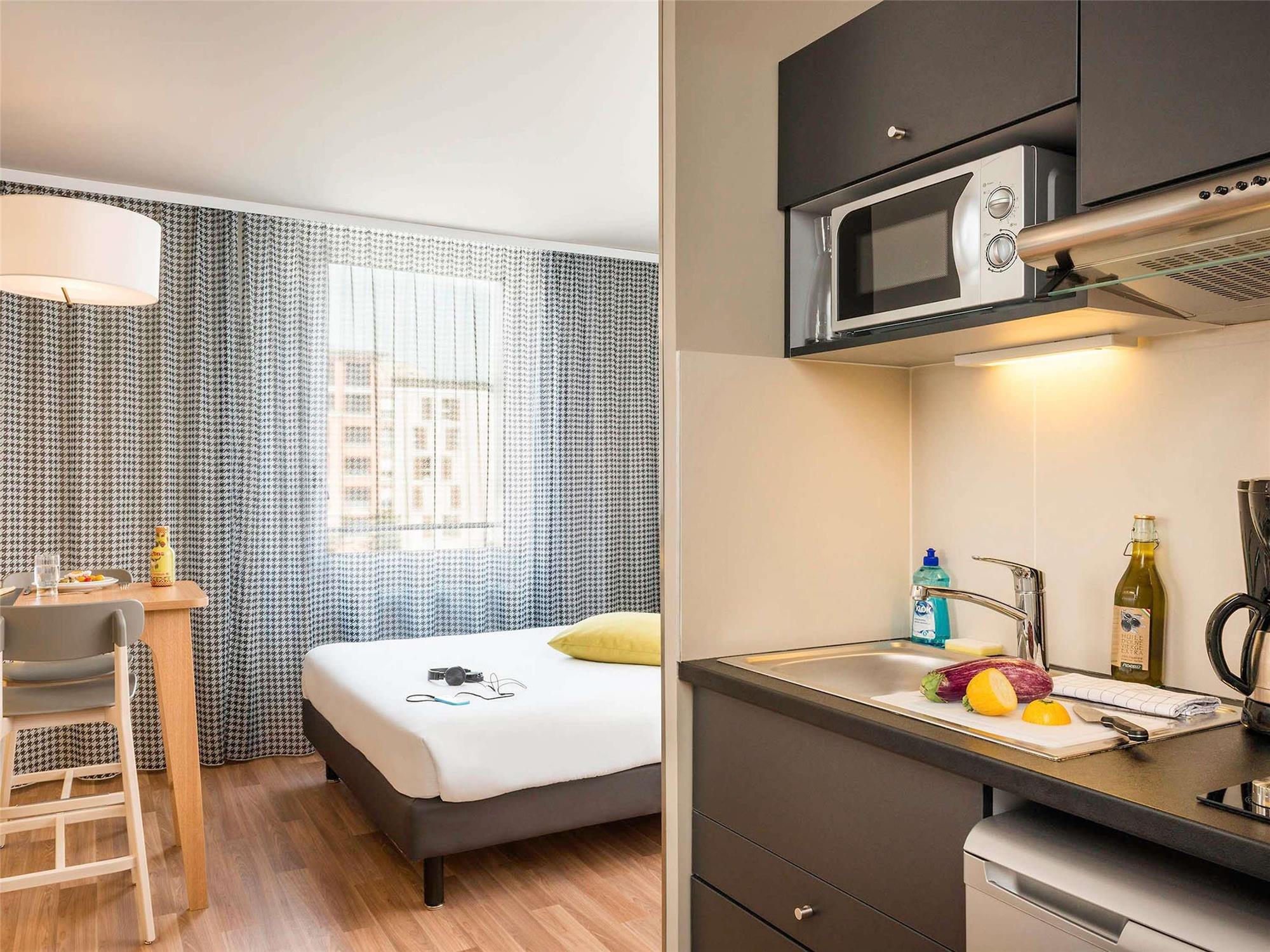 Aparthotel Adagio Access Paris Massy Gare 1