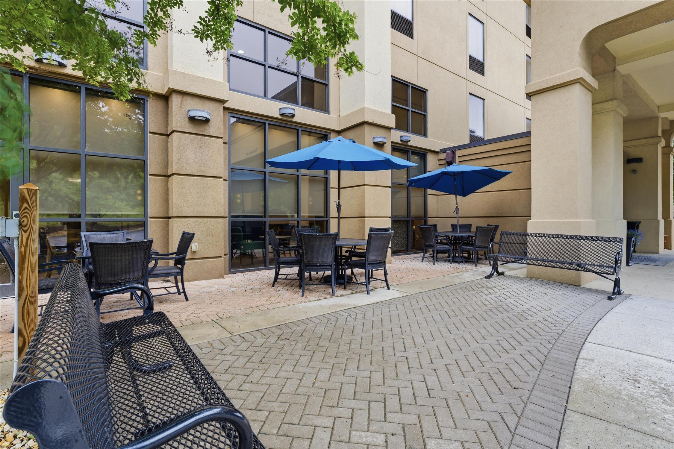 Hampton Inn and Suites Woodstock, Virginia 2
