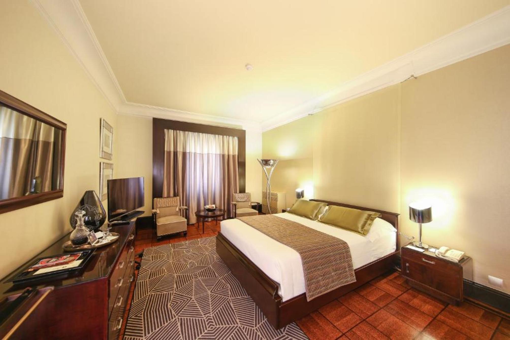 Suite, júnior